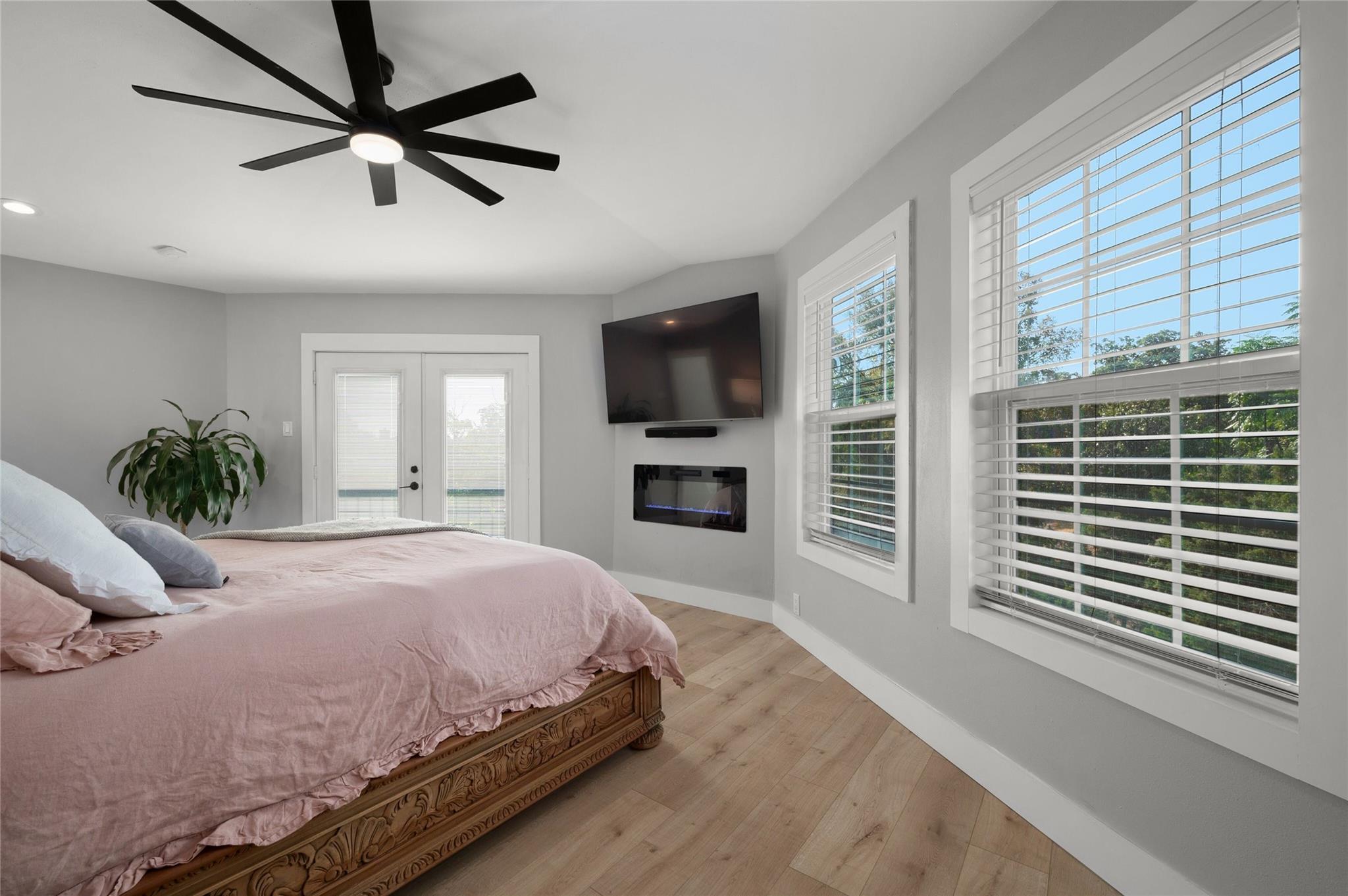 120 Acapulco Dr, Lakeway, TX 78734