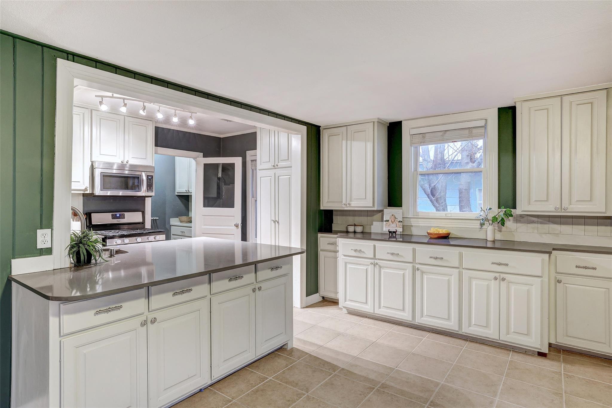 1309 E 13th St, Austin, TX 78702