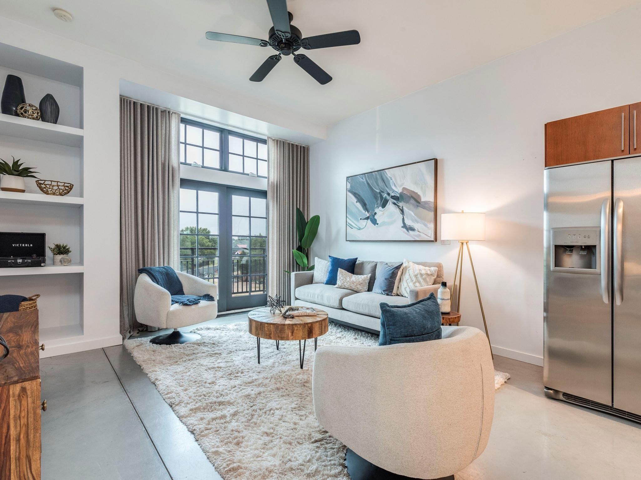 2235 E 6th St # 302, Austin, TX 78702