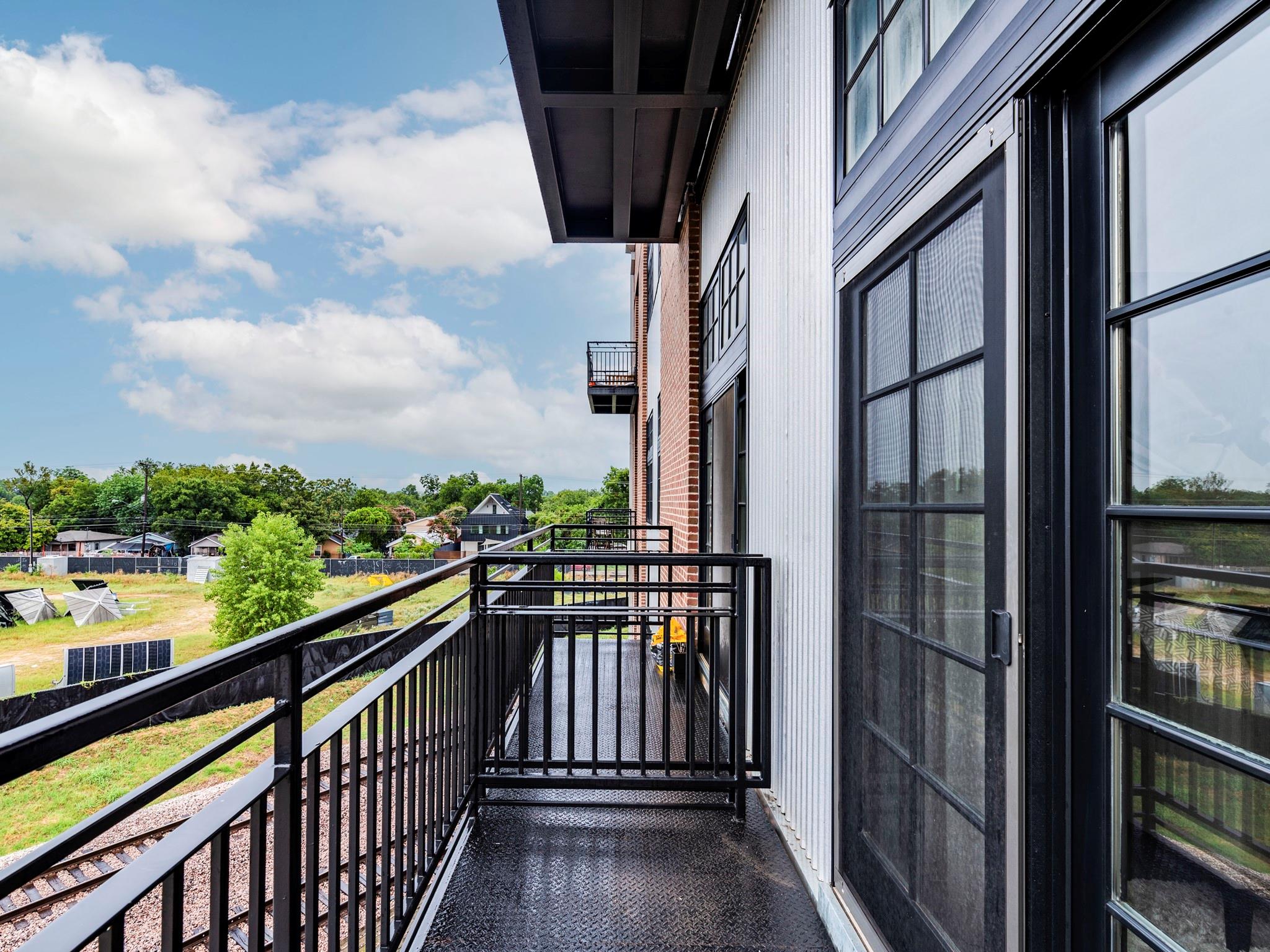 2235 E 6th St # 302, Austin, TX 78702