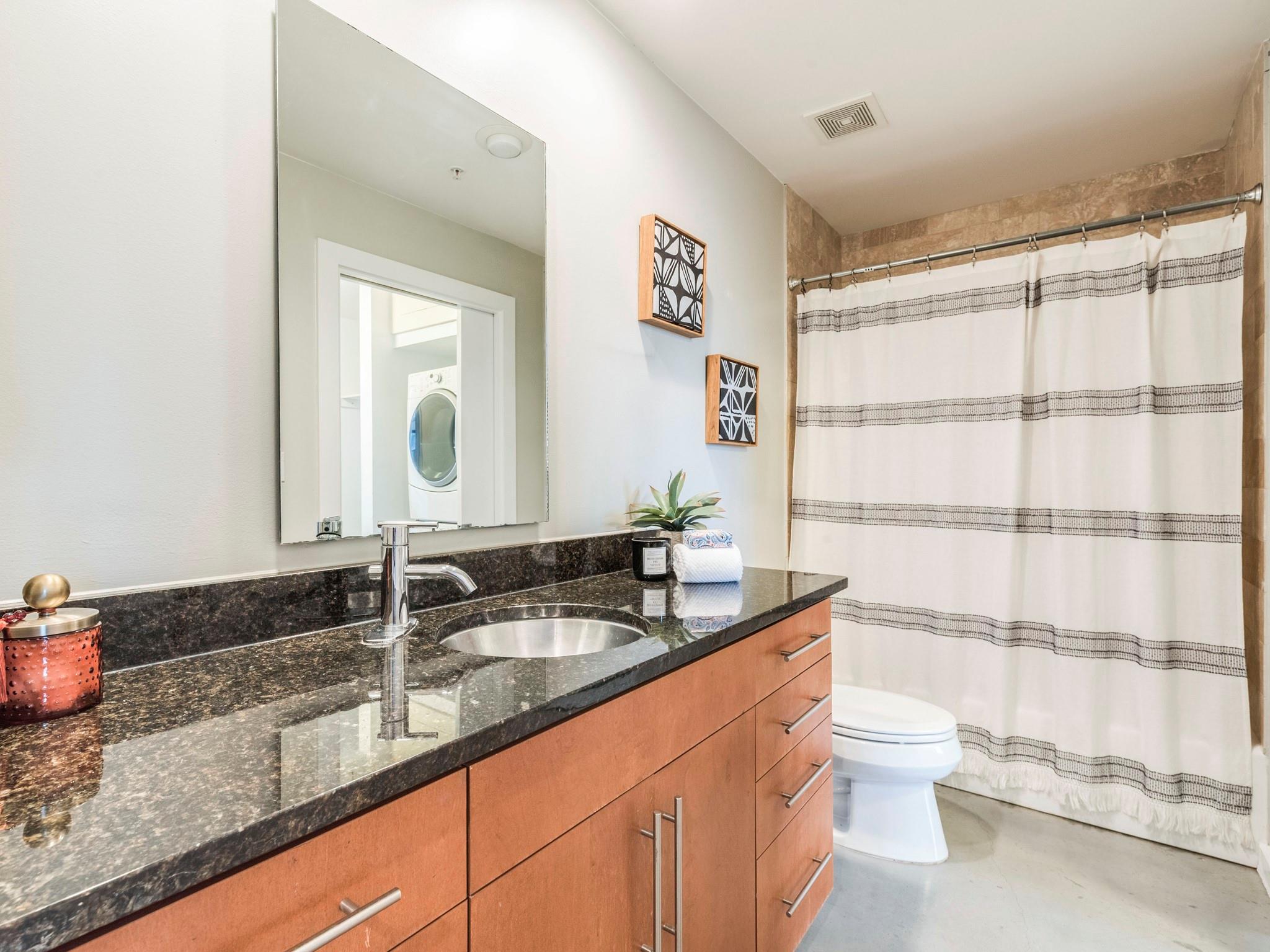 2235 E 6th St # 302, Austin, TX 78702