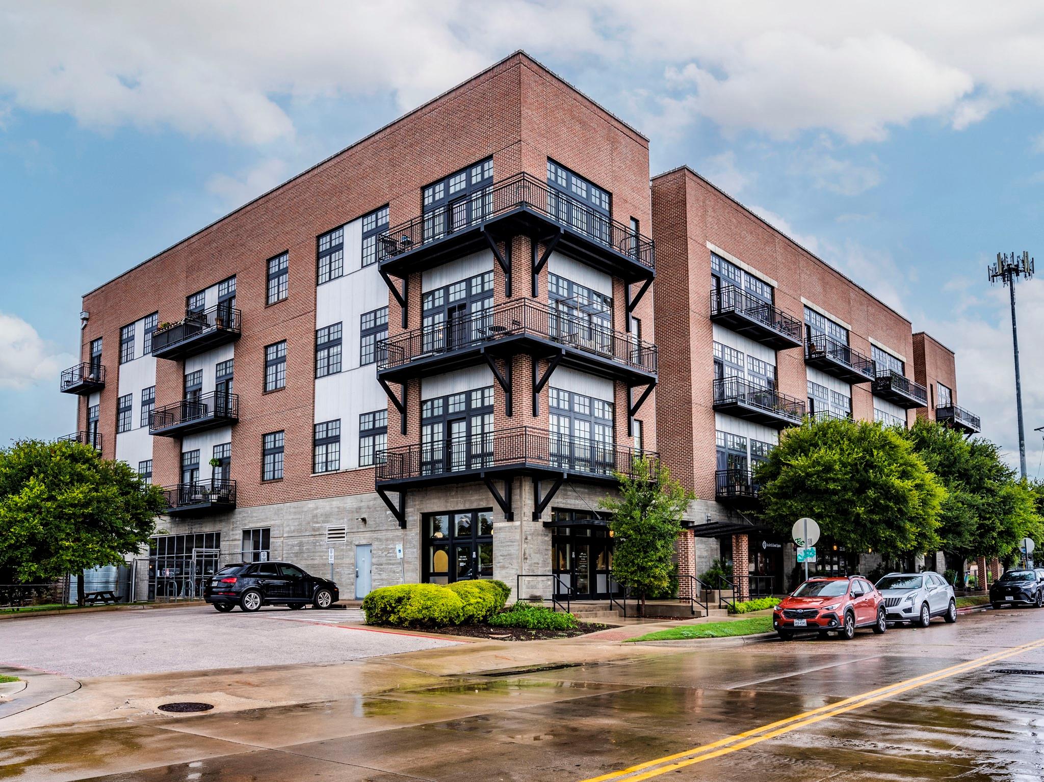 2235 E 6th St # 302, Austin, TX 78702