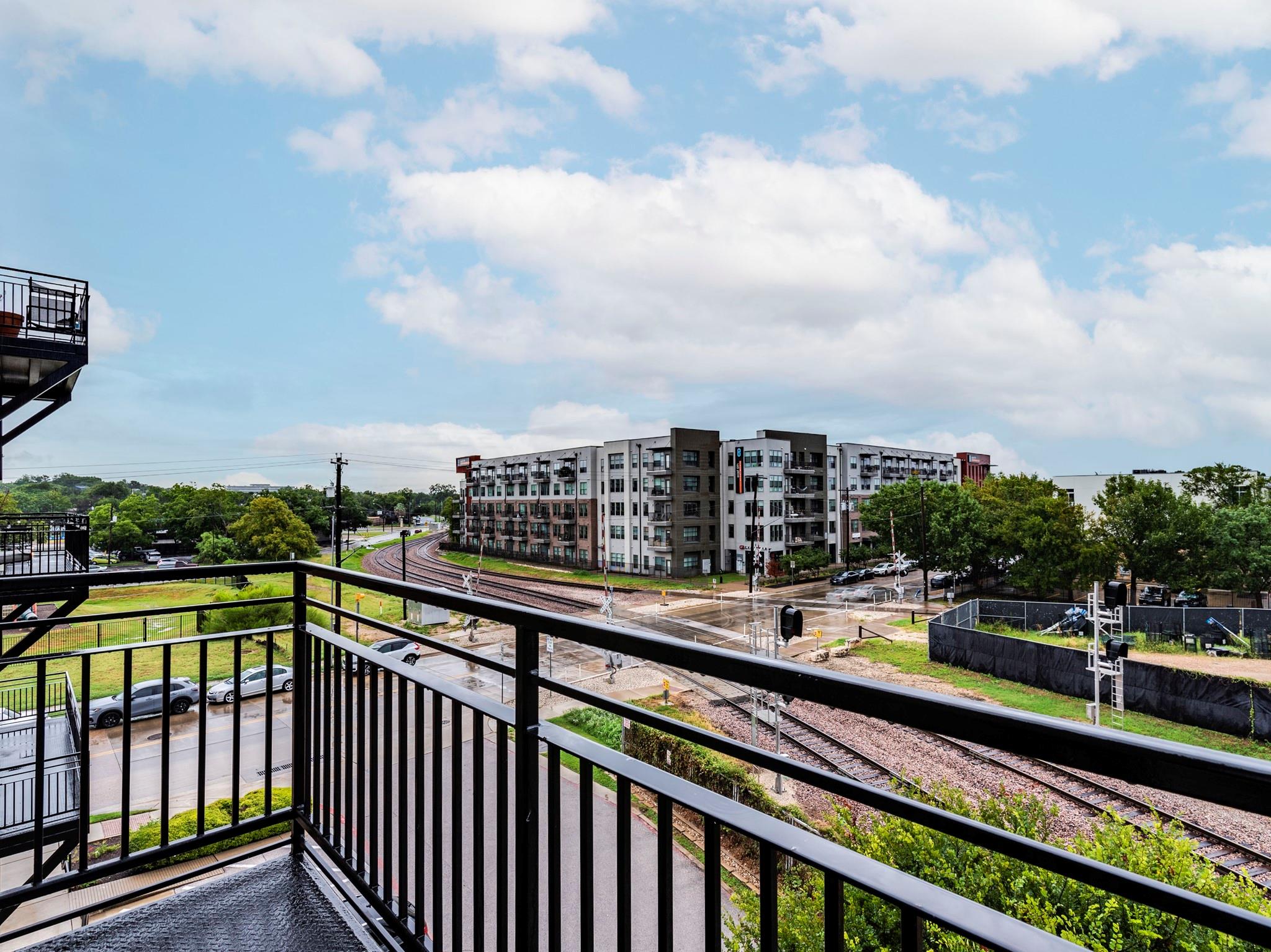 2235 E 6th St # 302, Austin, TX 78702