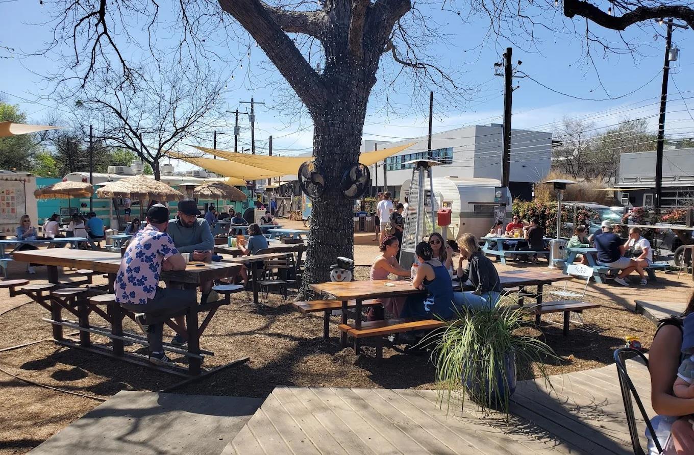 2235 E 6th St # 302, Austin, TX 78702