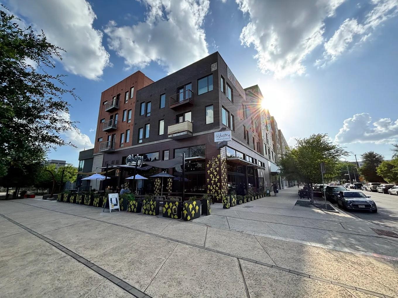 2235 E 6th St # 302, Austin, TX 78702