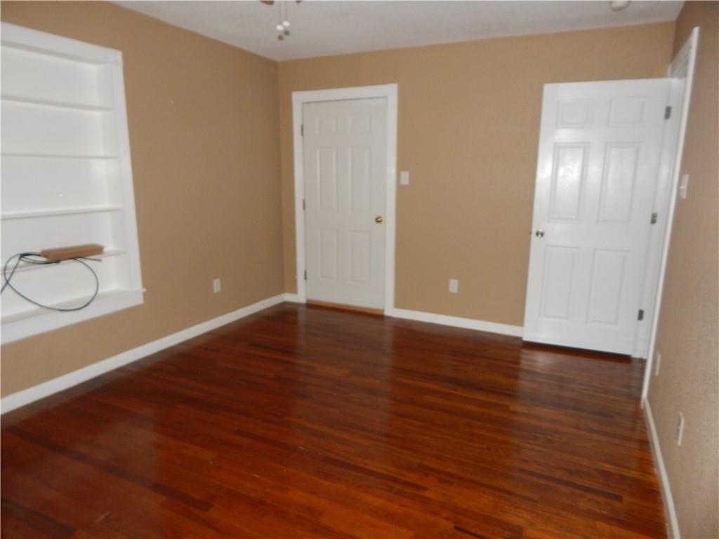 330 E Cedar St, Bertram, TX 78605