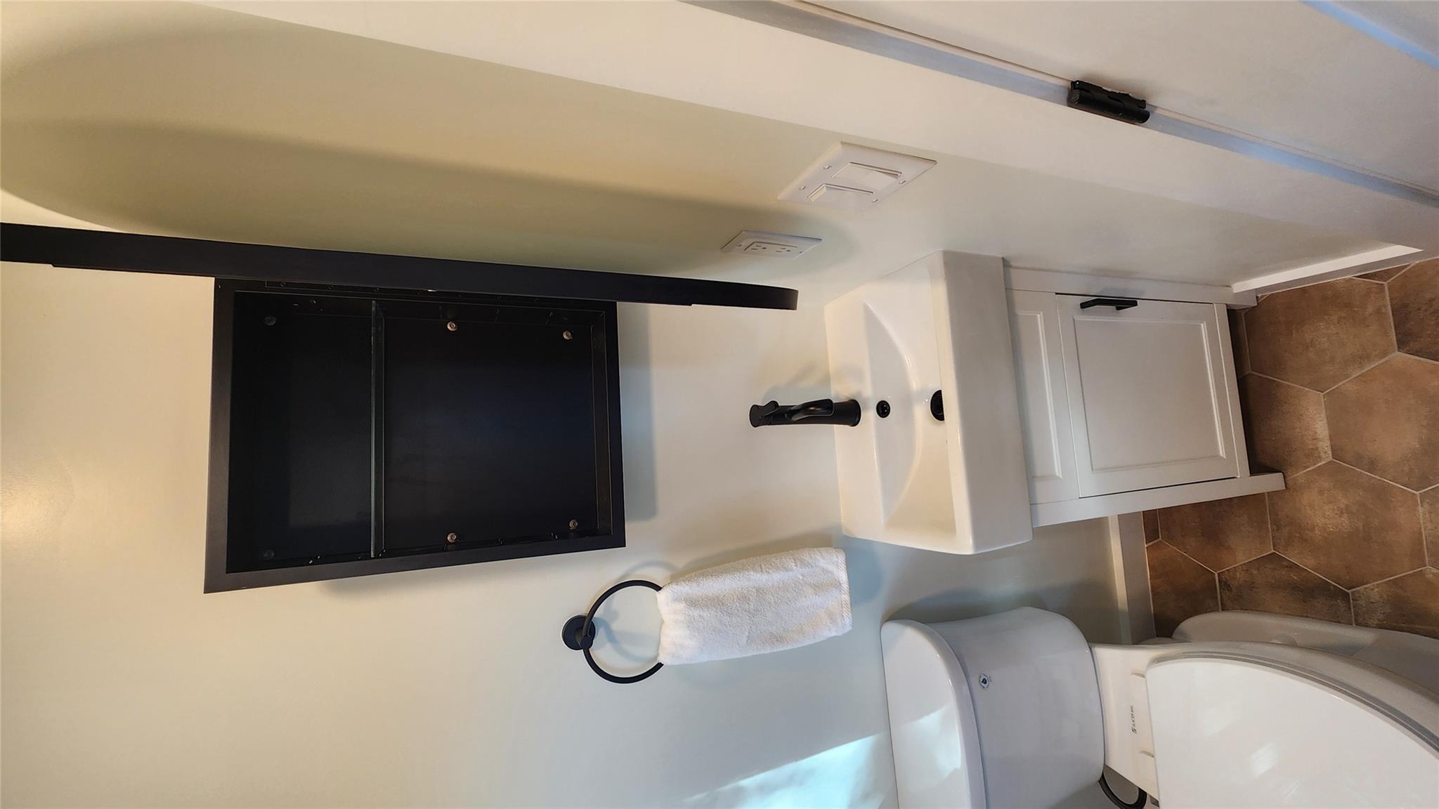 1134 Lott Ave, Austin, TX 78721