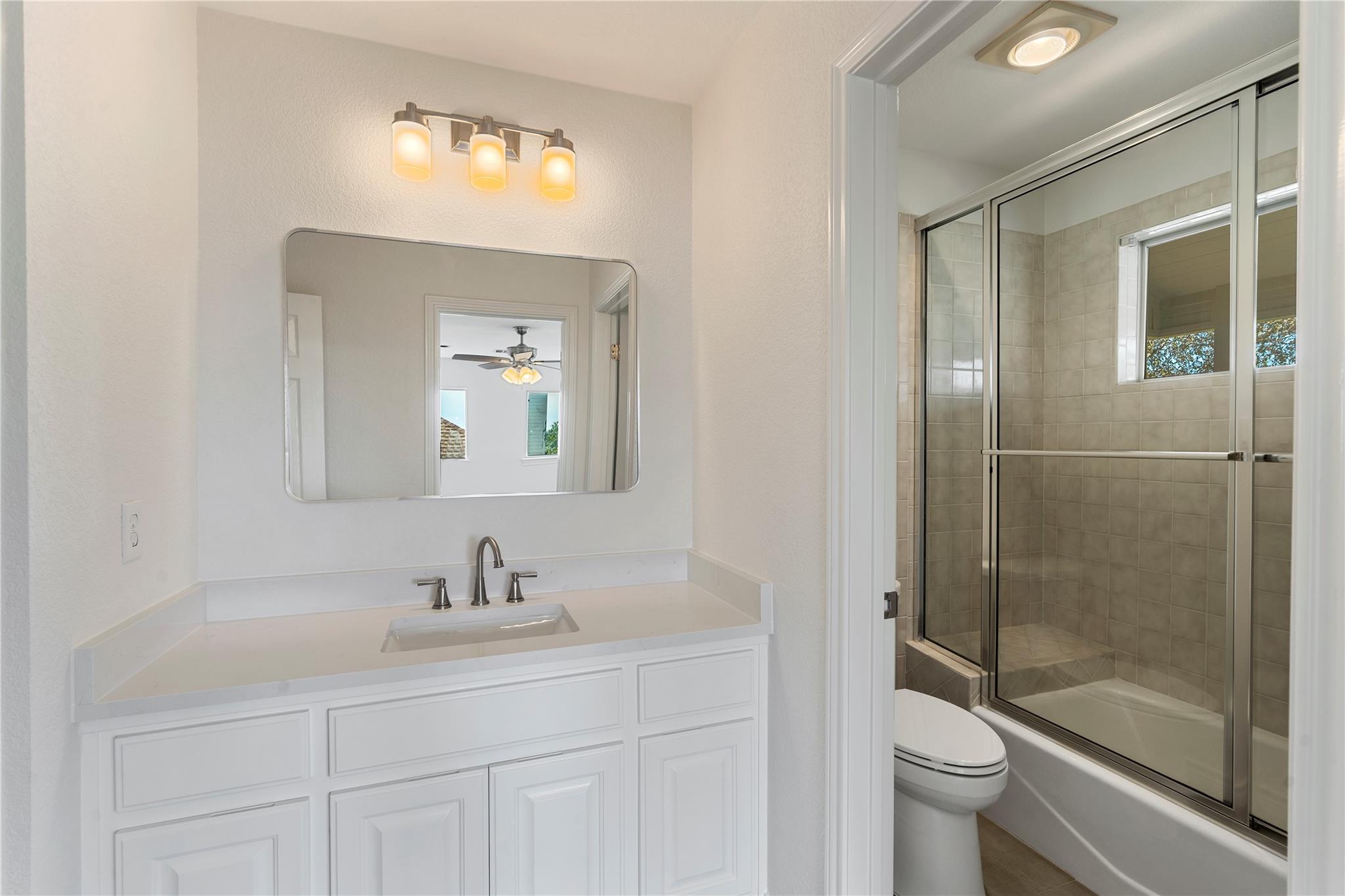 403 Hazeltine Dr, Lakeway, TX 78734