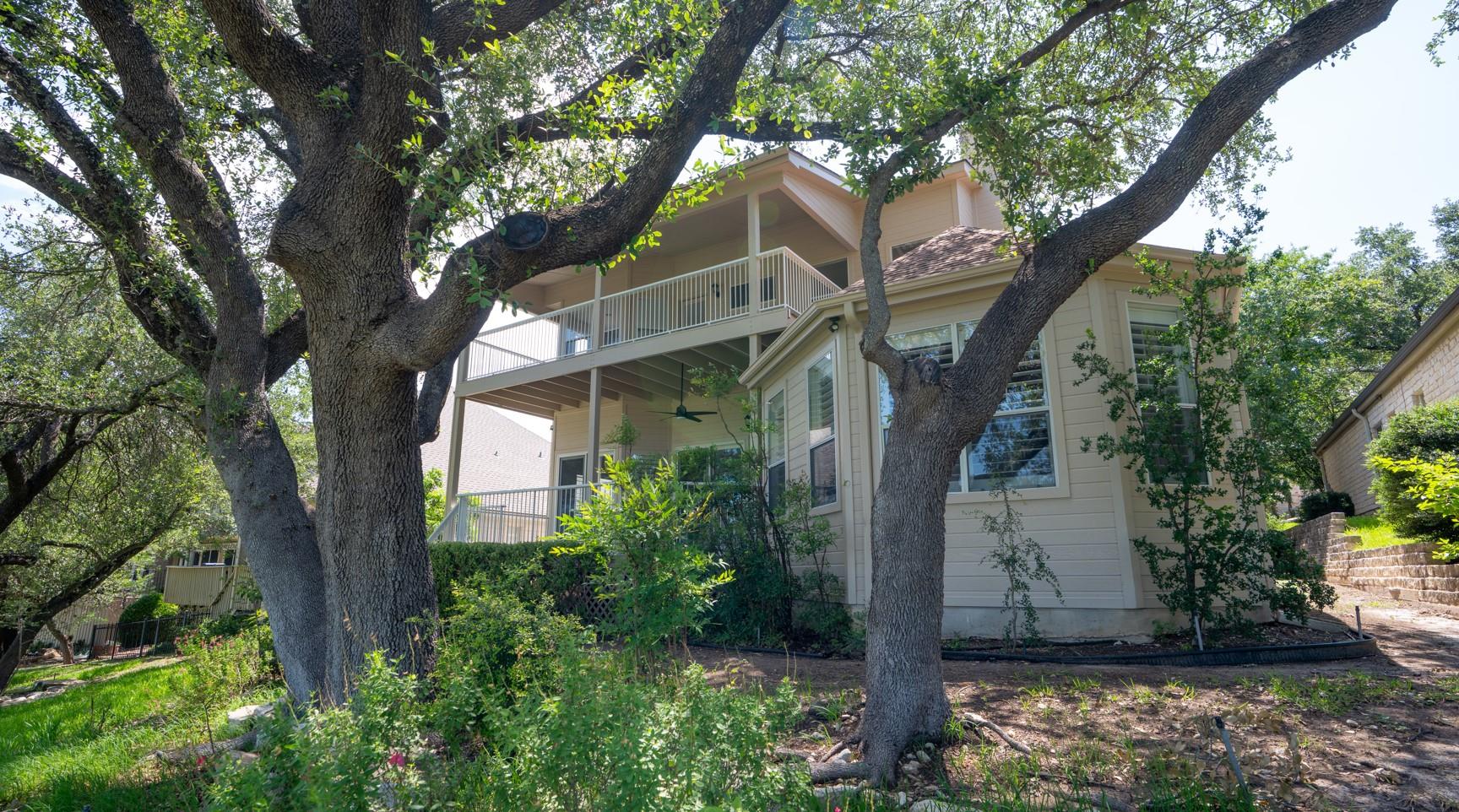 403 Hazeltine Dr, Lakeway, TX 78734