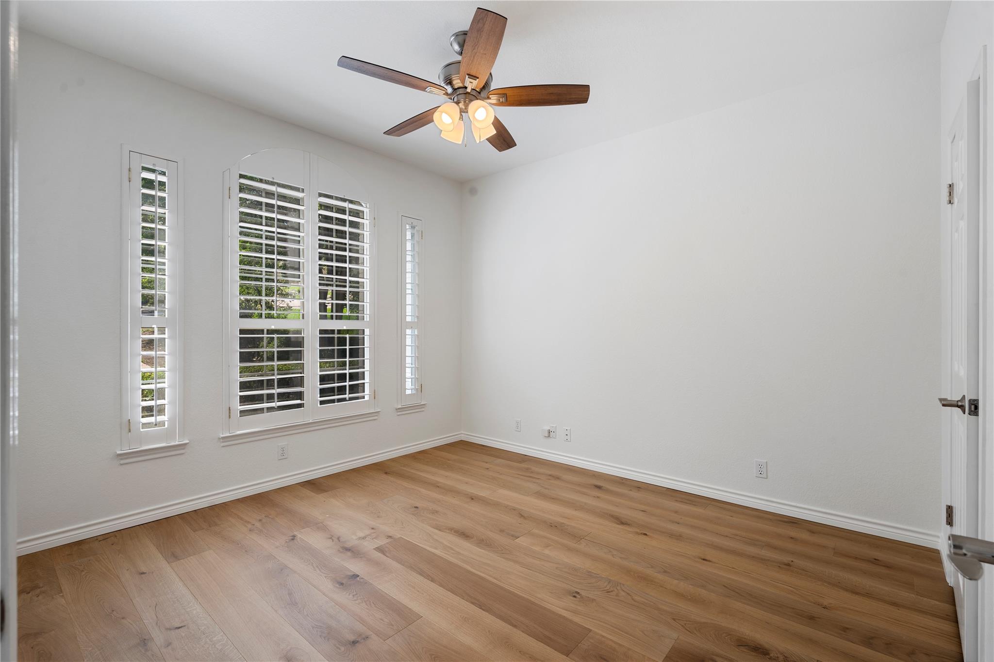 403 Hazeltine Dr, Lakeway, TX 78734