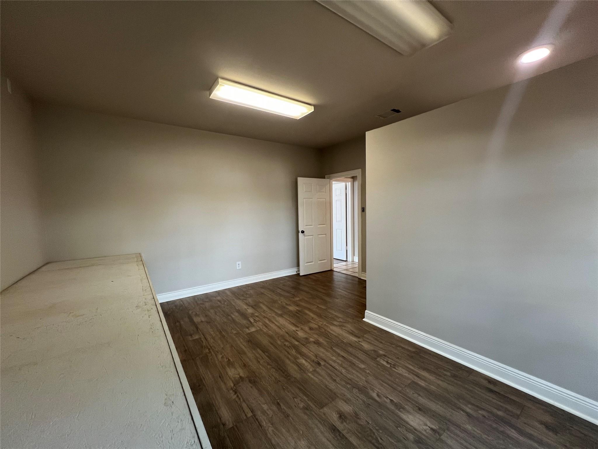 21122 W State Hwy 71 # A, Spicewood, TX 78669