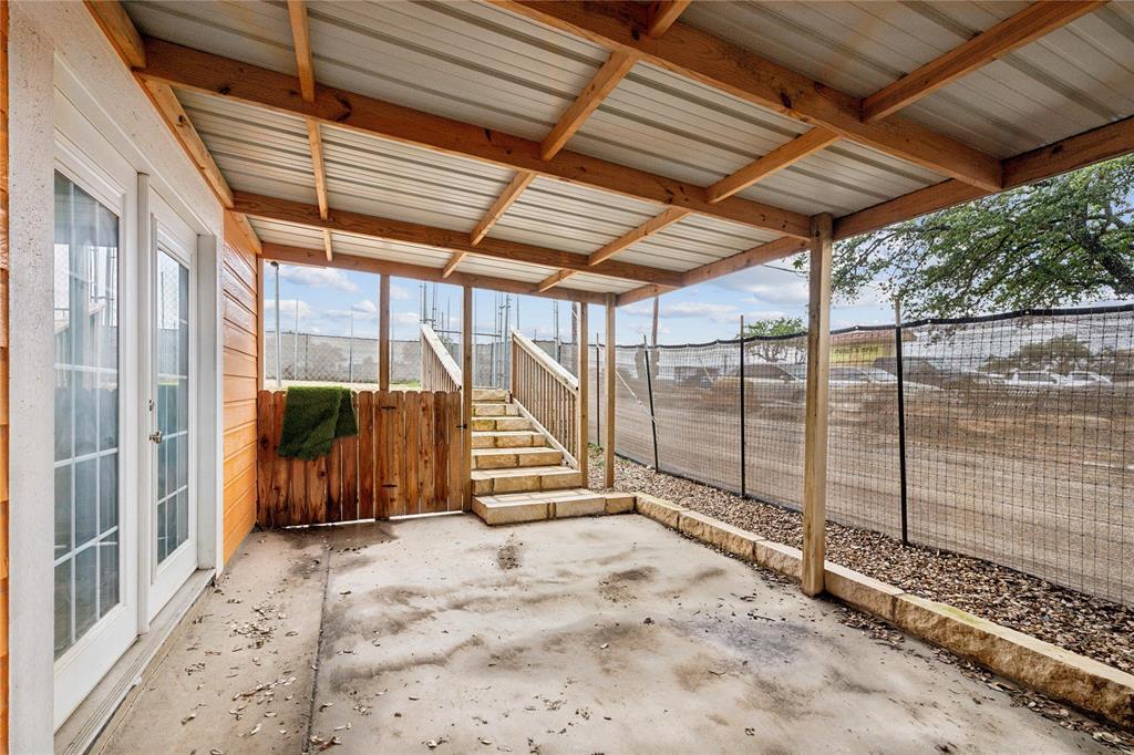 21122 W State Hwy 71 # A, Spicewood, TX 78669