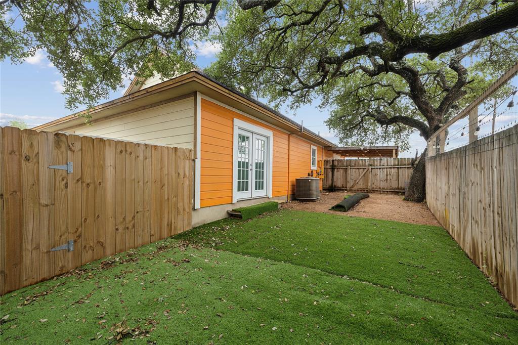 21122 W State Hwy 71 # A, Spicewood, TX 78669
