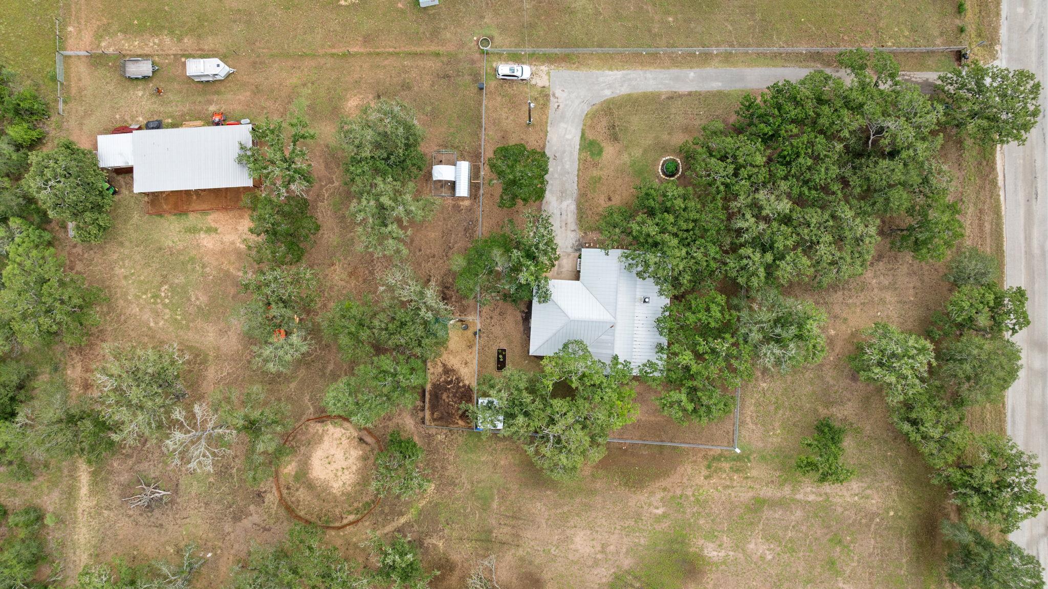 3434 Prairie Lea Rd, Kingsbury, TX 78638