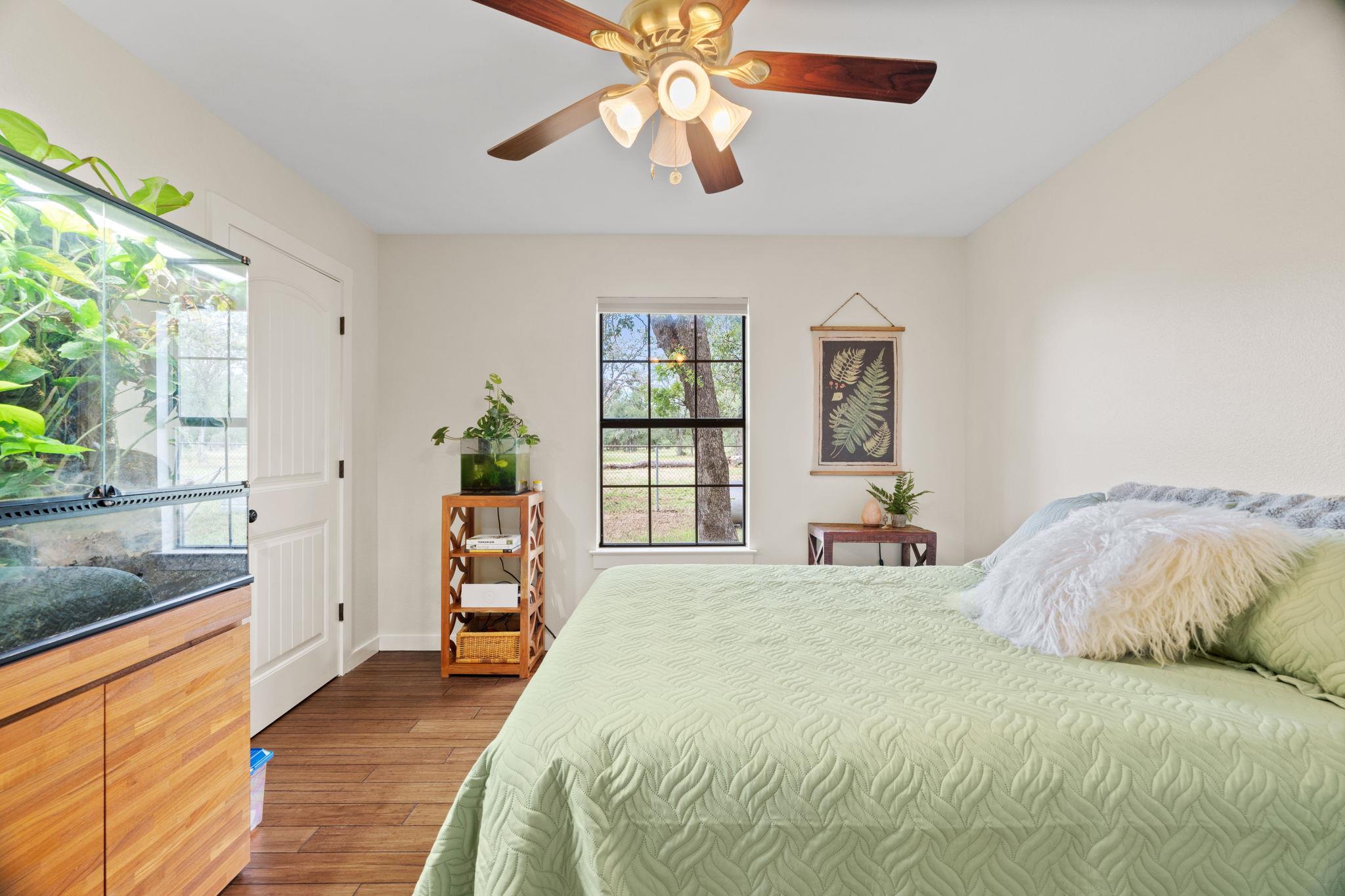 3434 Prairie Lea Rd, Kingsbury, TX 78638