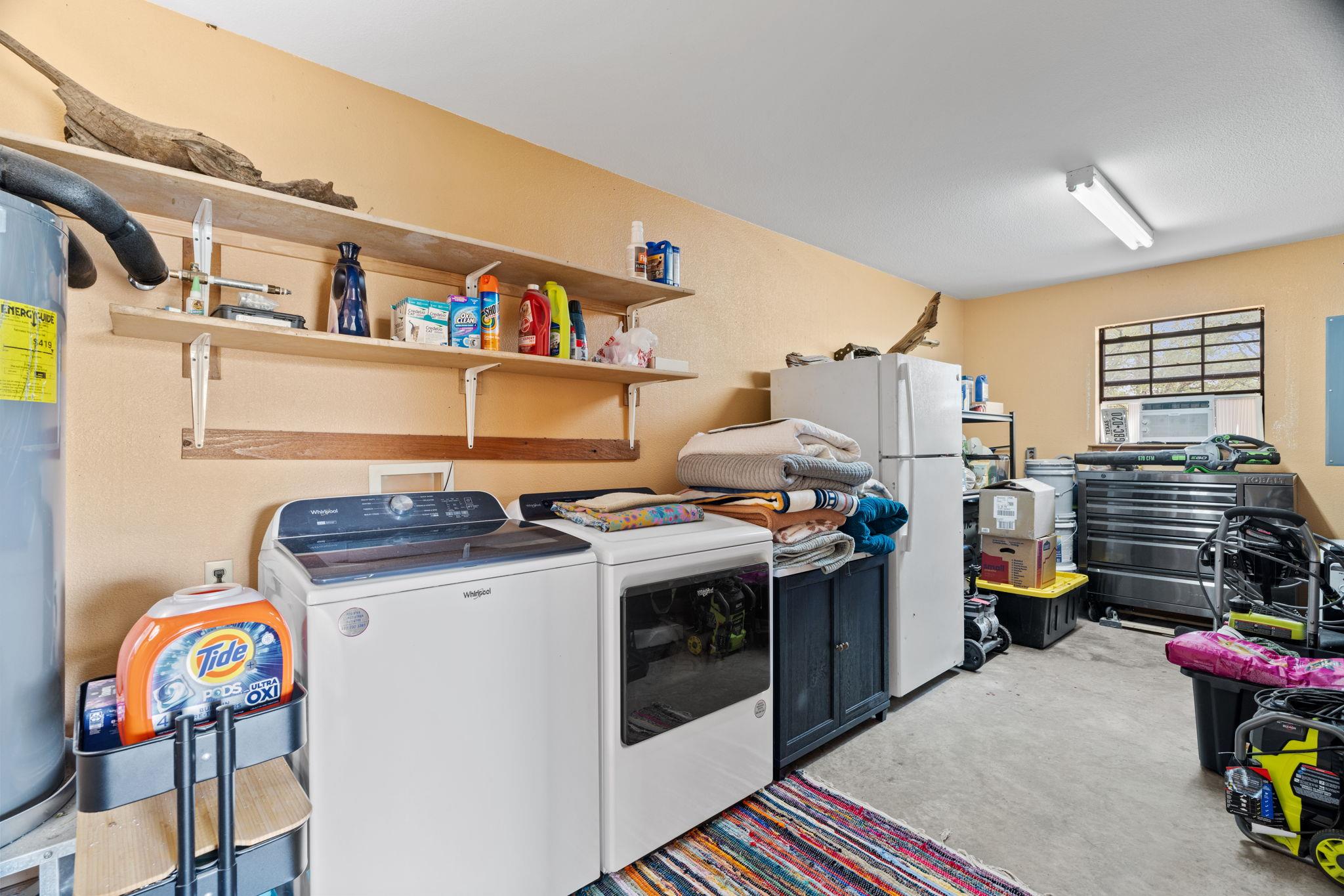 3434 Prairie Lea Rd, Kingsbury, TX 78638