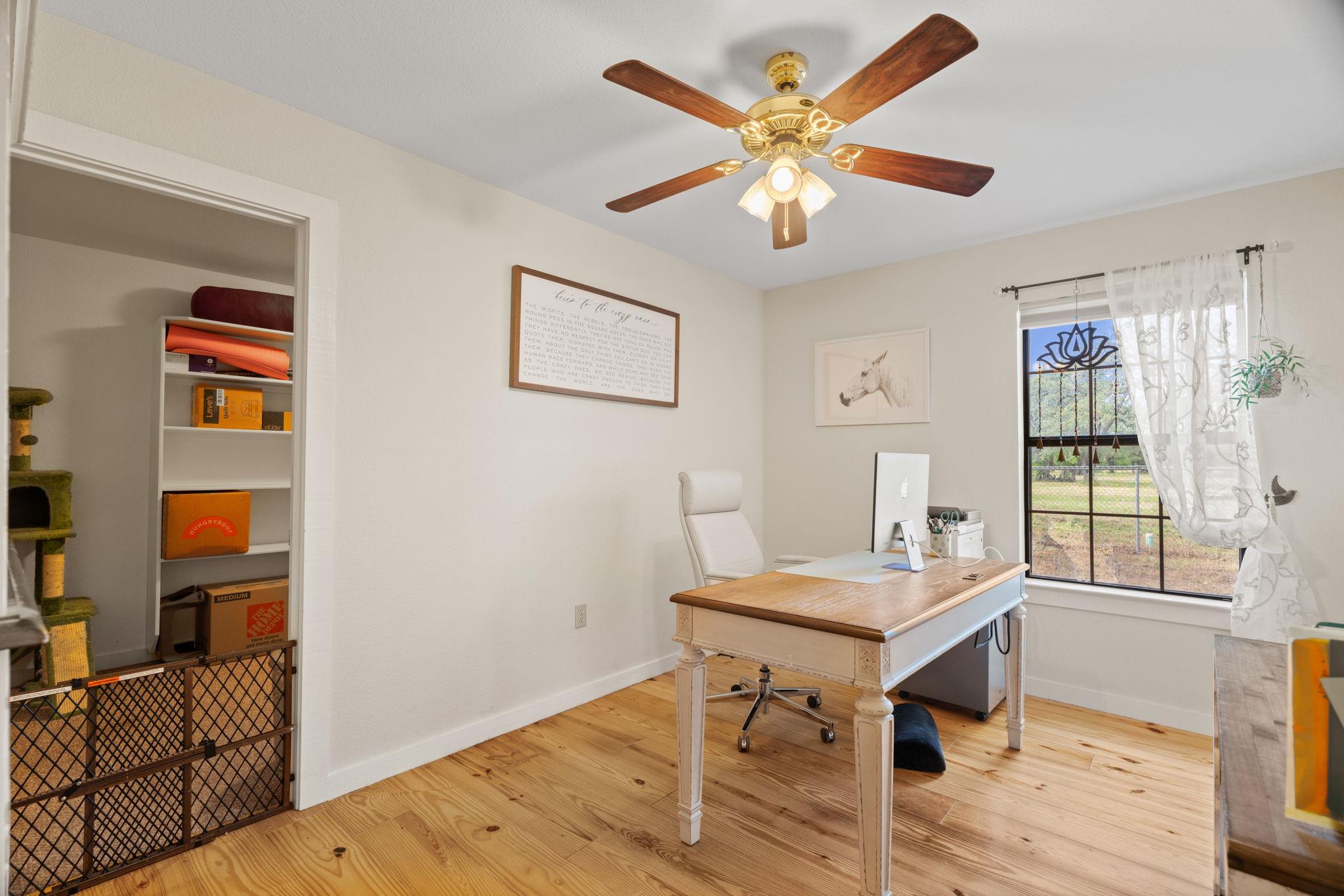 3434 Prairie Lea Rd, Kingsbury, TX 78638