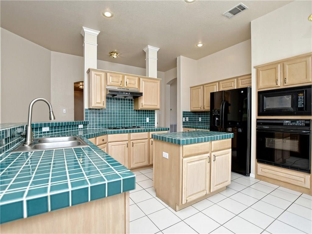 1725 Dapplegrey Ln, Austin, TX 78727