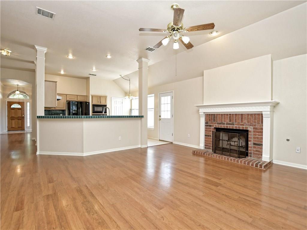 1725 Dapplegrey Ln, Austin, TX 78727