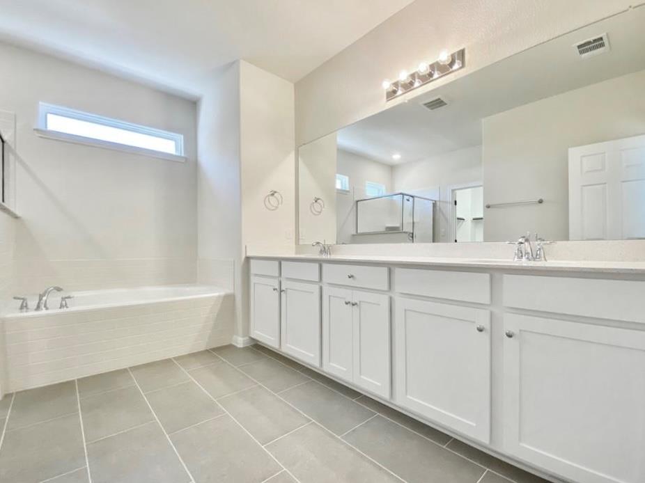 1821 Cantonata Dr, Leander, TX 78641