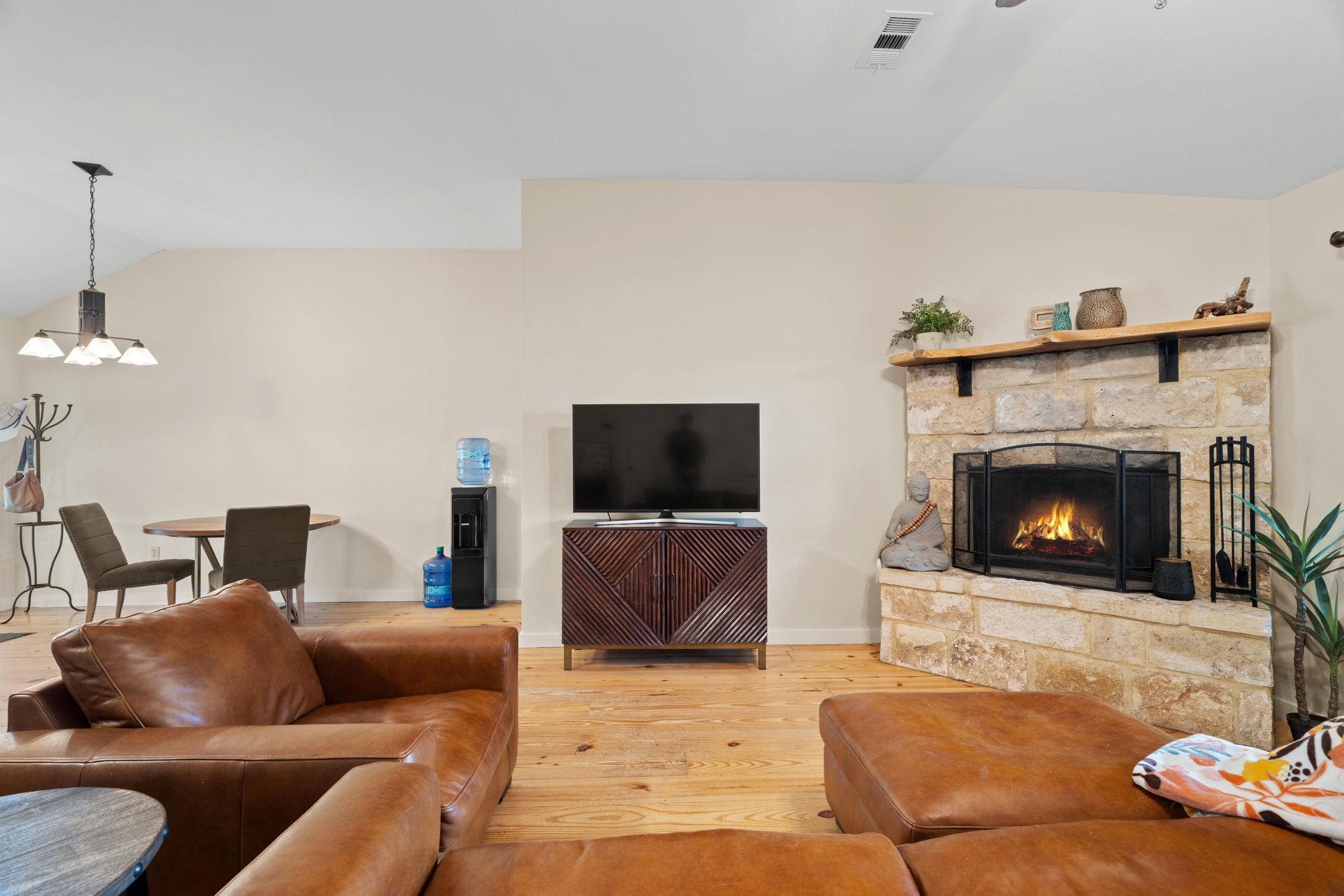 3434 Prairie Lea Rd, Kingsbury, TX 78638