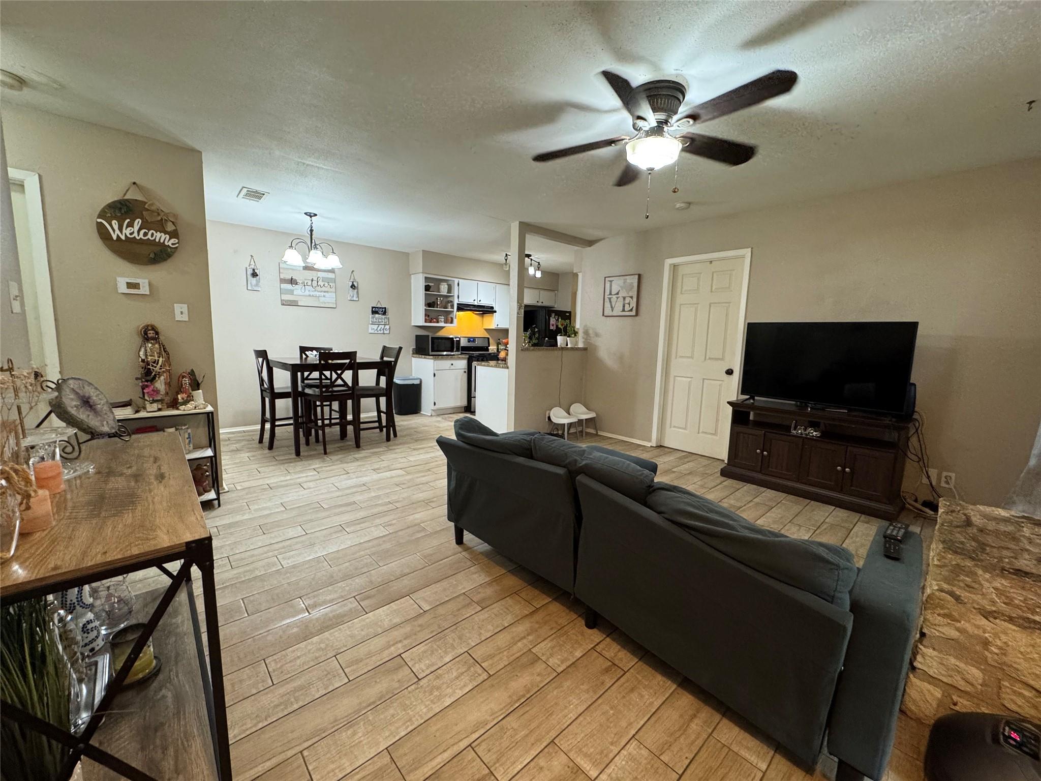401 Cypress Ln # 401, Round Rock, TX 78664