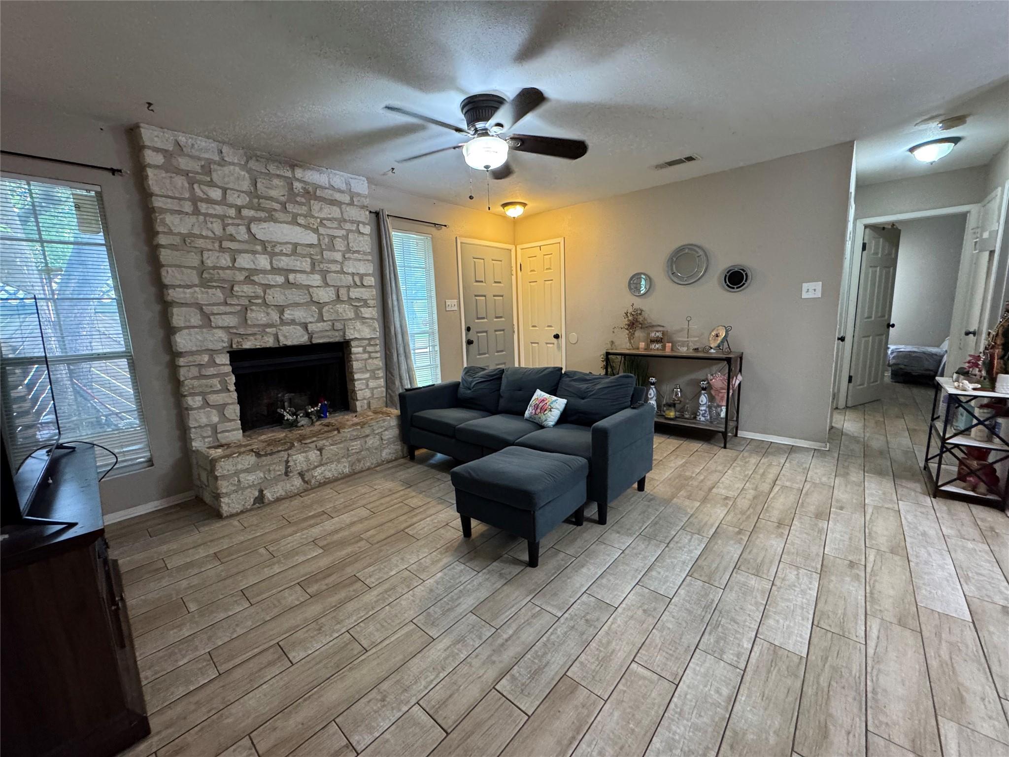 401 Cypress Ln # 401, Round Rock, TX 78664