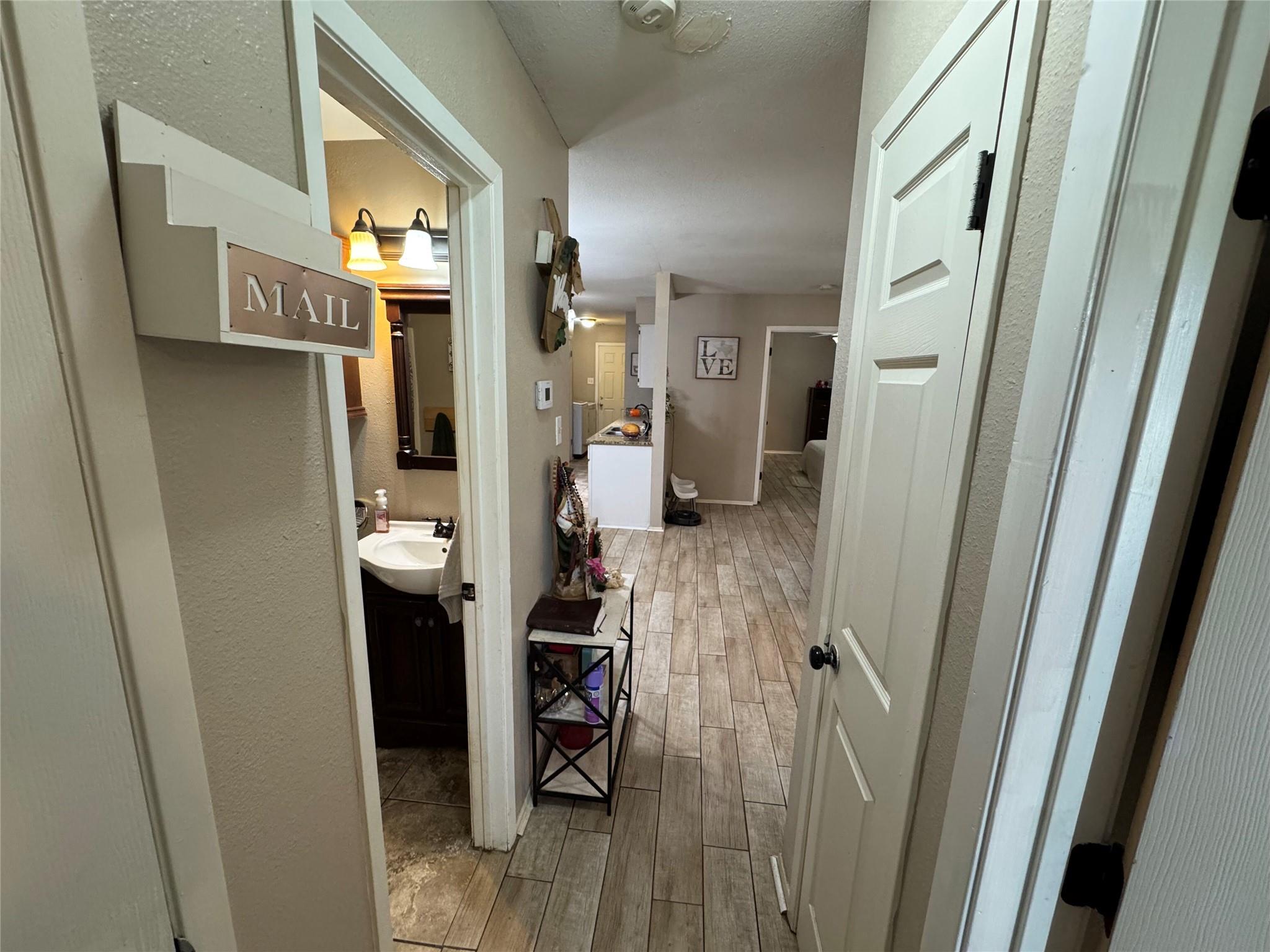 401 Cypress Ln # 401, Round Rock, TX 78664