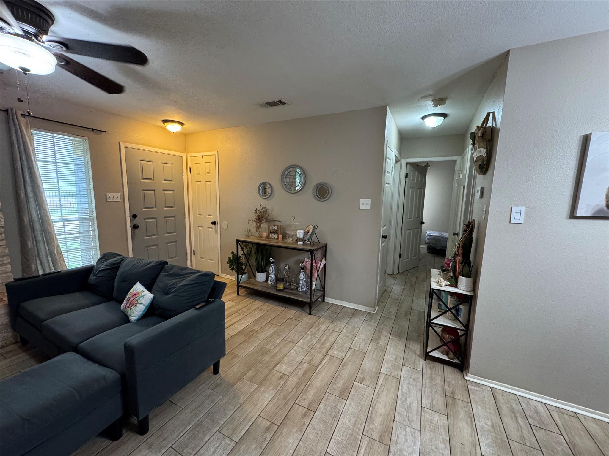 401 Cypress Ln # 401, Round Rock, TX 78664