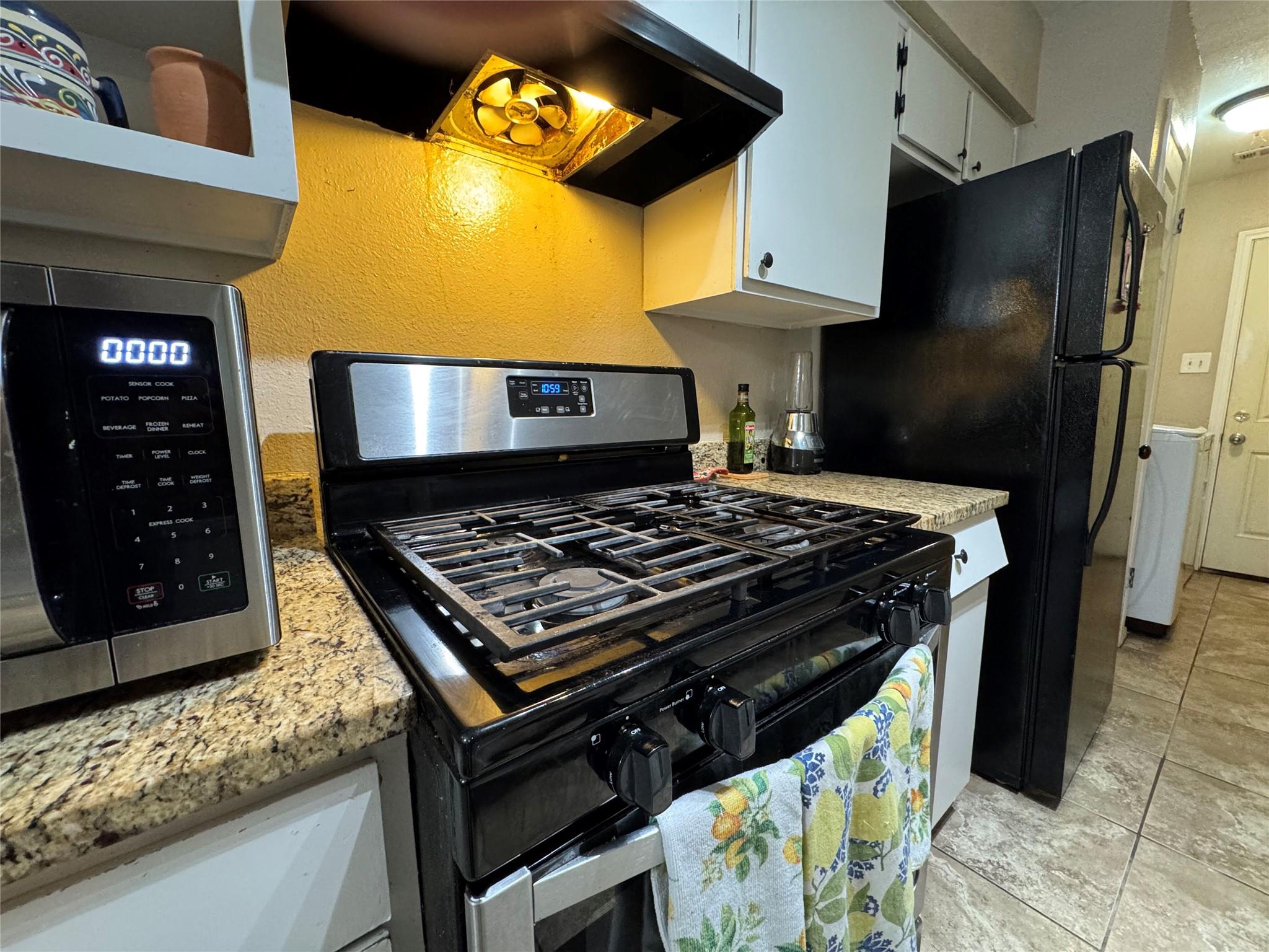 401 Cypress Ln # 401, Round Rock, TX 78664