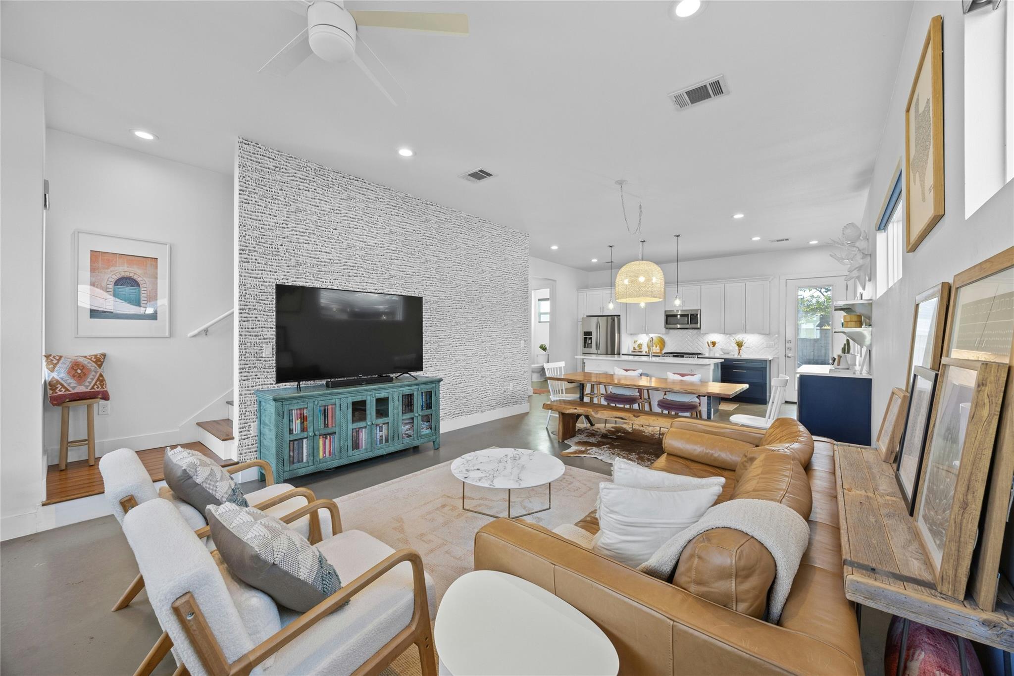 3017 E 16th St, Austin, TX 78702