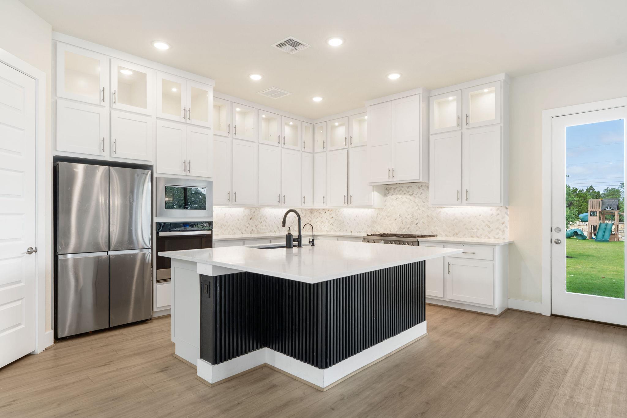 504 Tomichi Trl, Austin, TX 78738