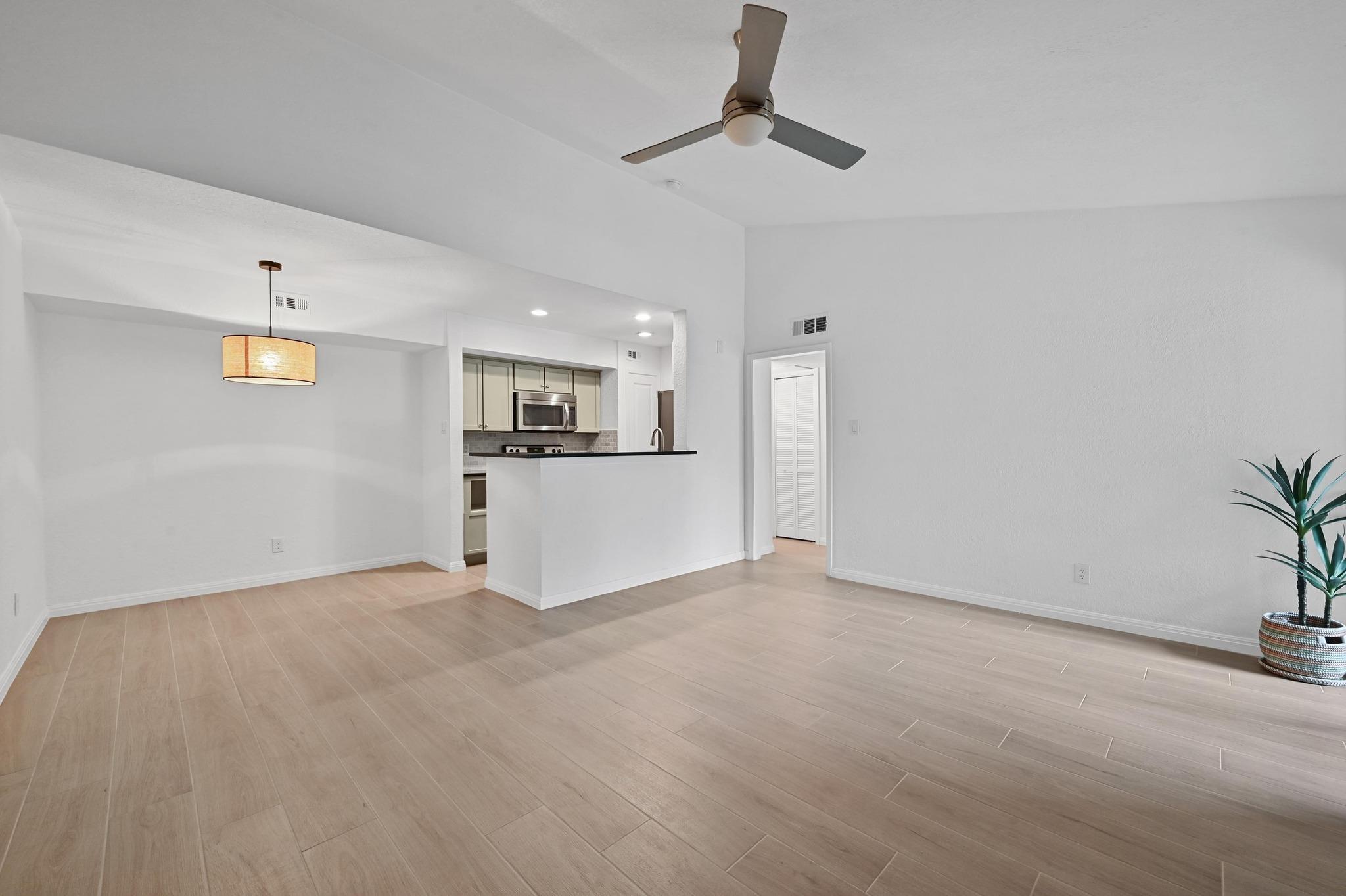 3204 Menchaca Rd # 212, Austin, TX 78704