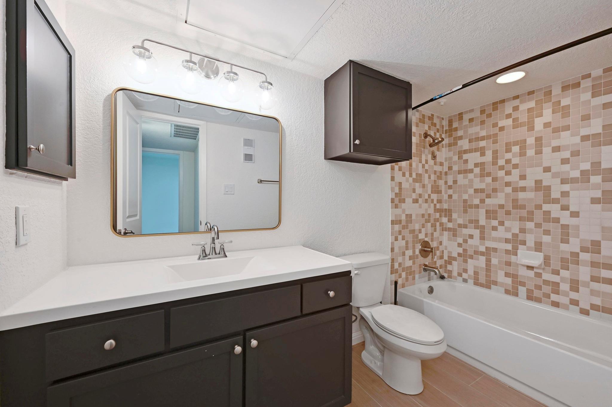3204 Menchaca Rd # 212, Austin, TX 78704