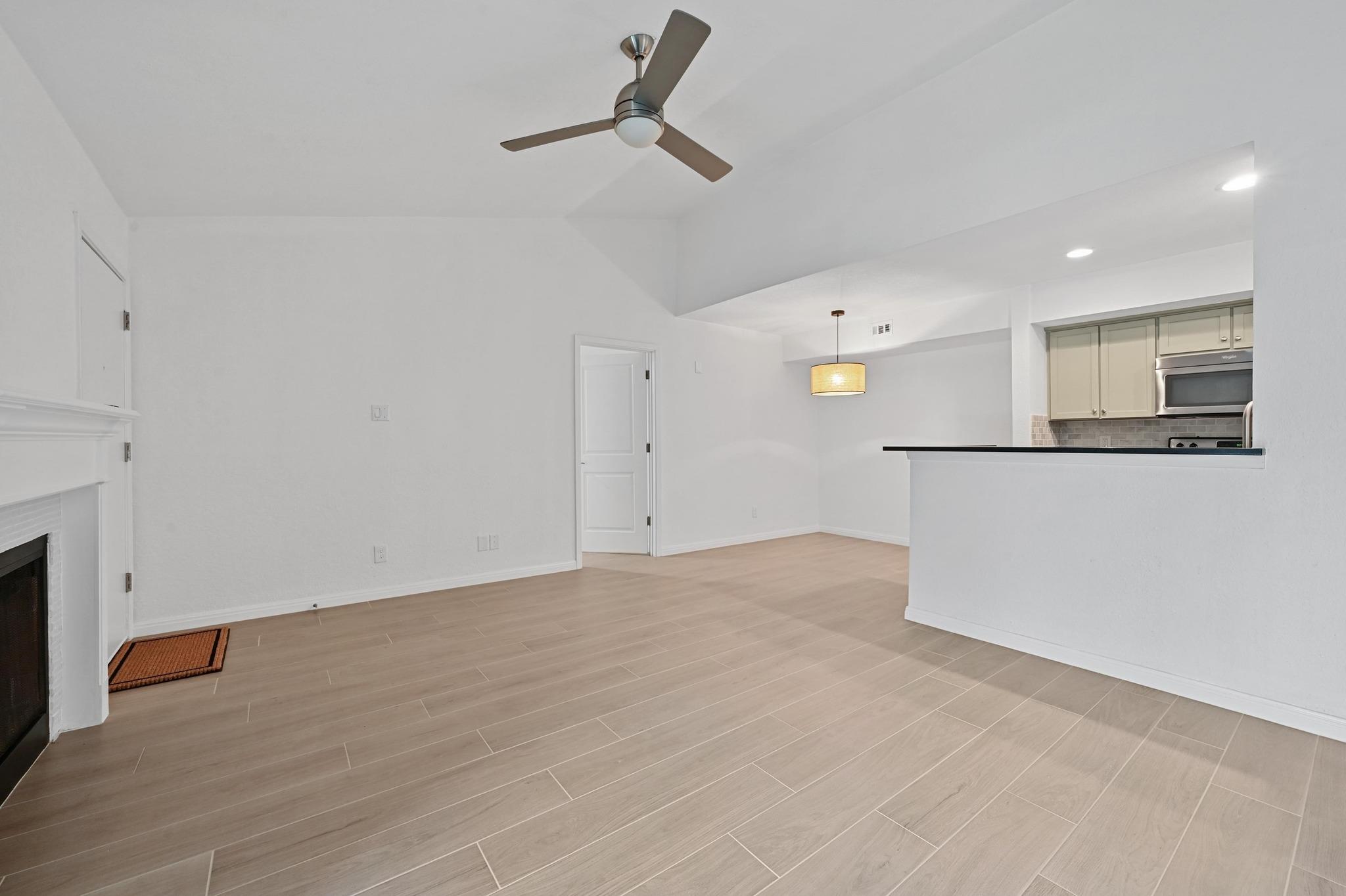 3204 Menchaca Rd # 212, Austin, TX 78704