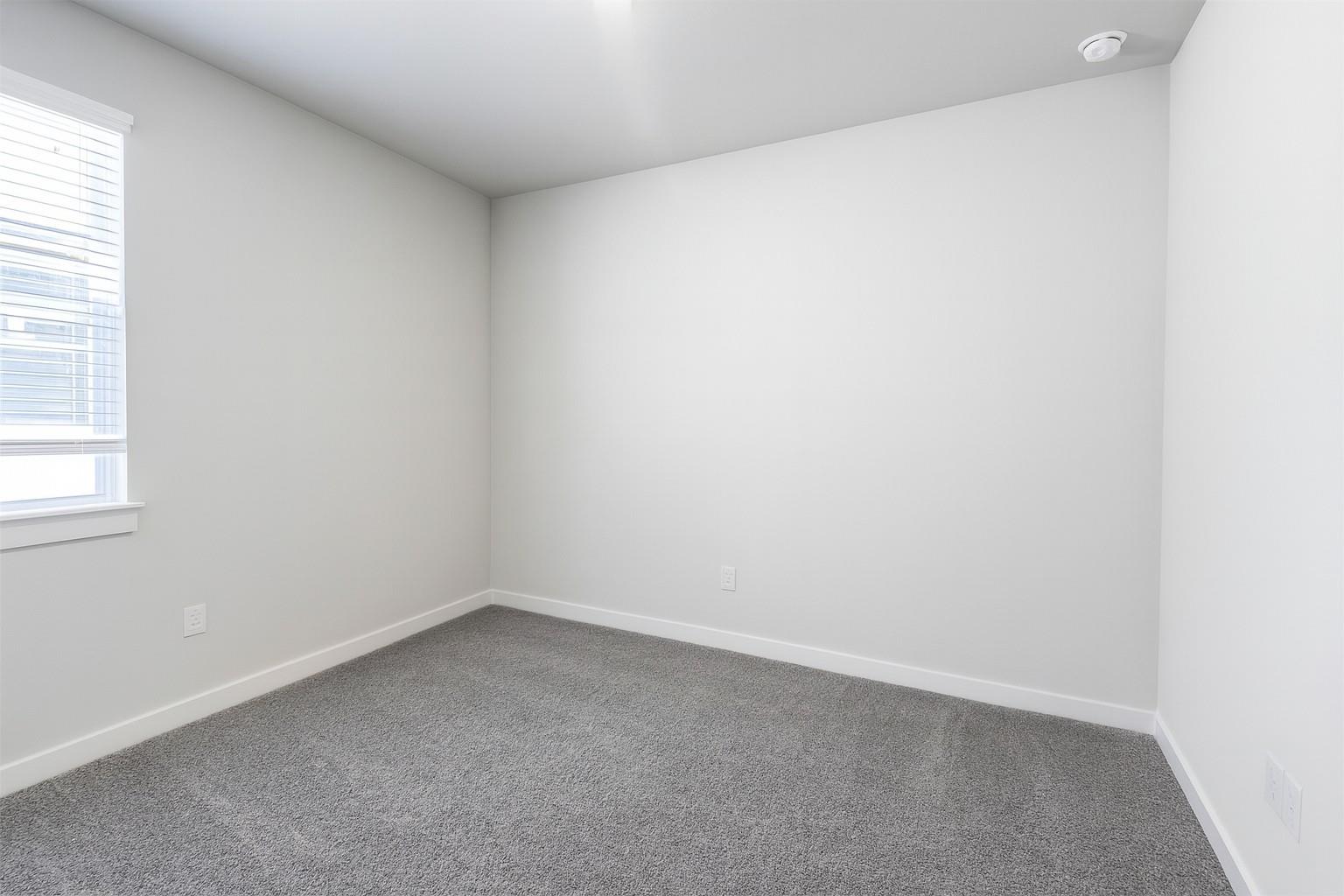 201 Banff Dr, Kyle, TX 78640