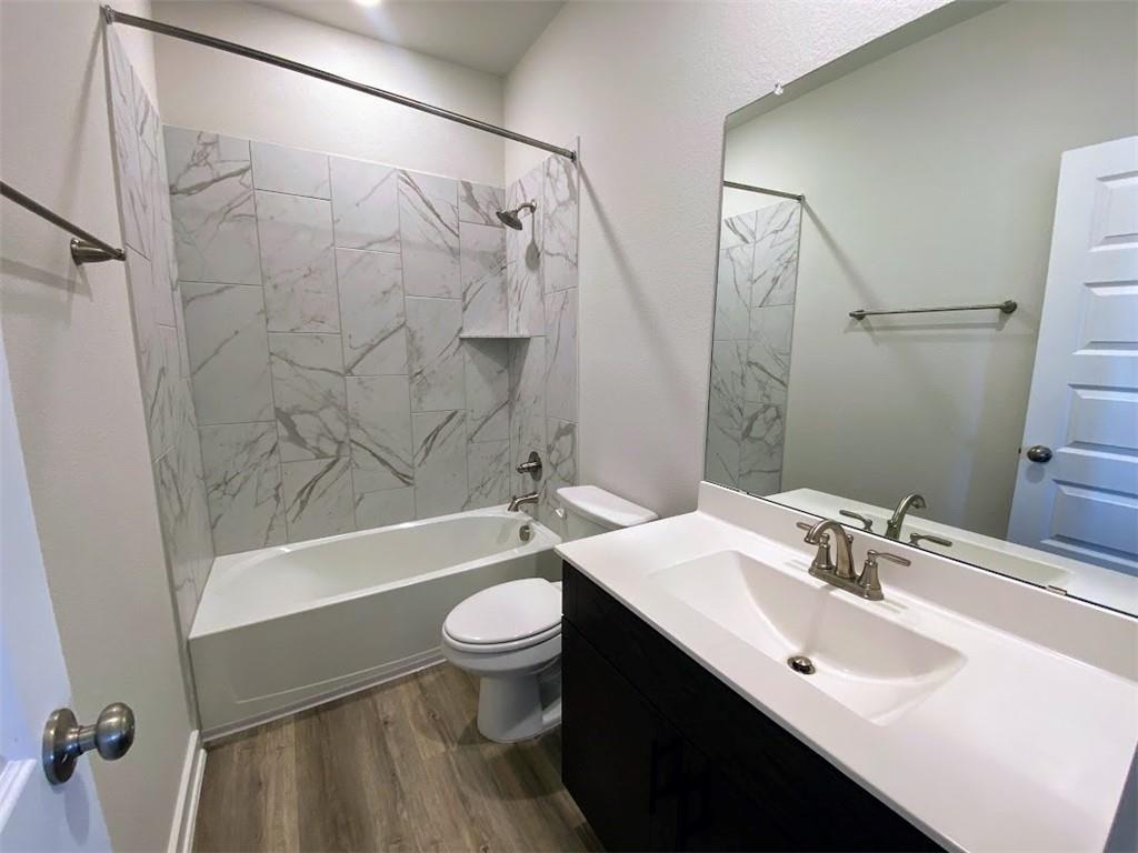 201 Banff Dr, Kyle, TX 78640