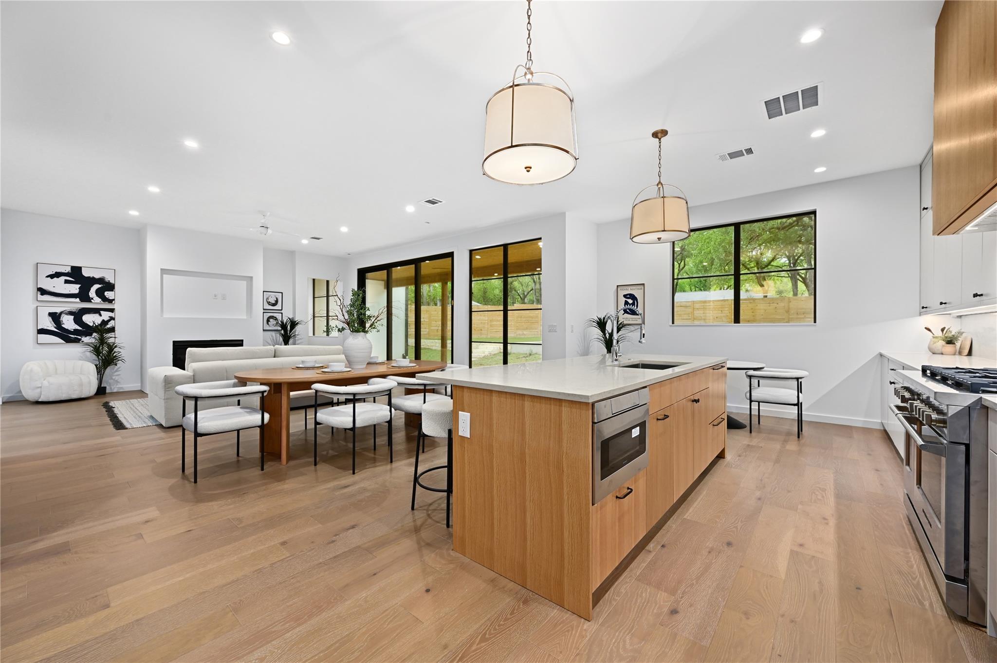 2635 Barton Hills Dr, Austin, TX 78704