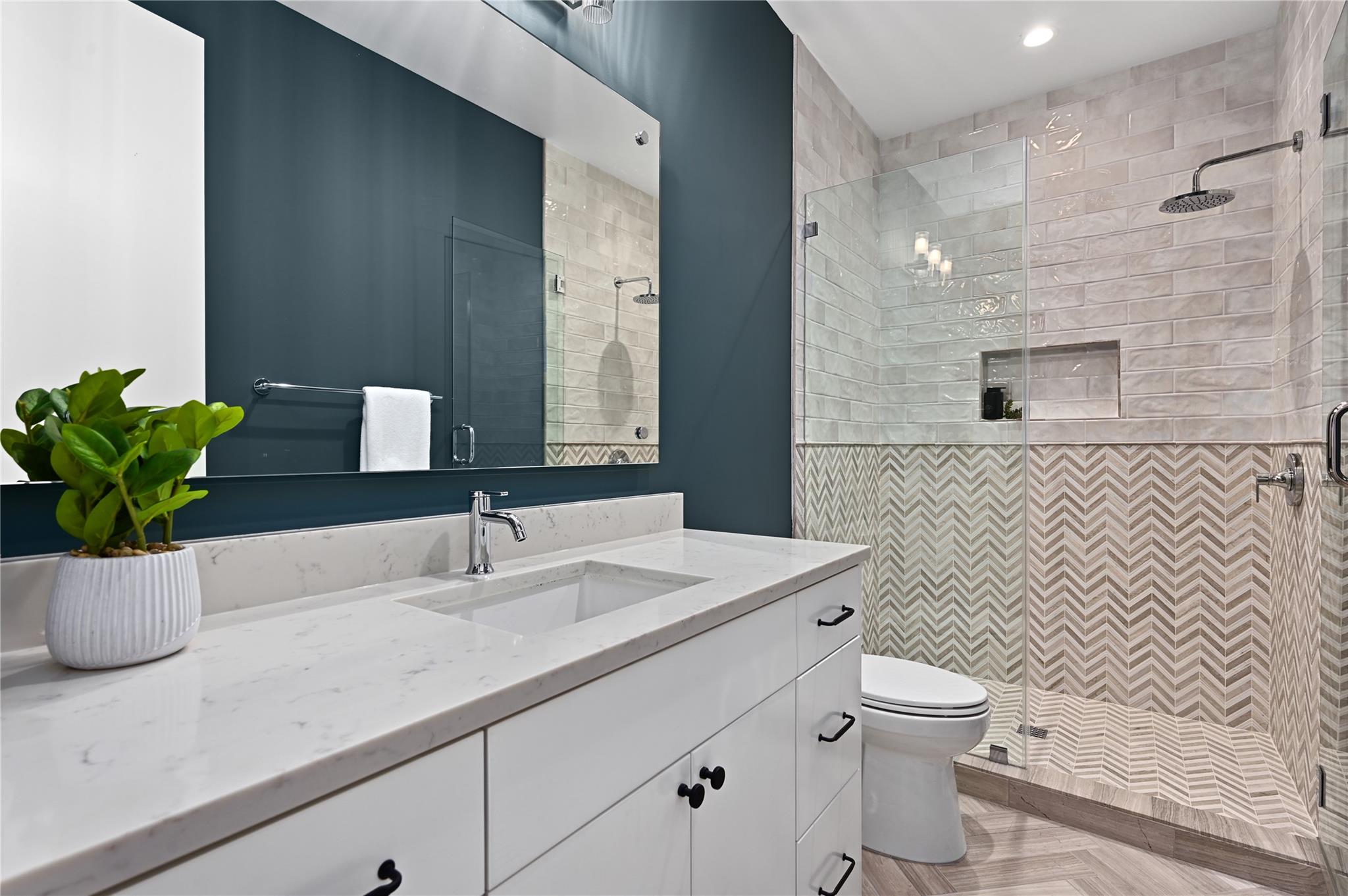 2635 Barton Hills Dr, Austin, TX 78704