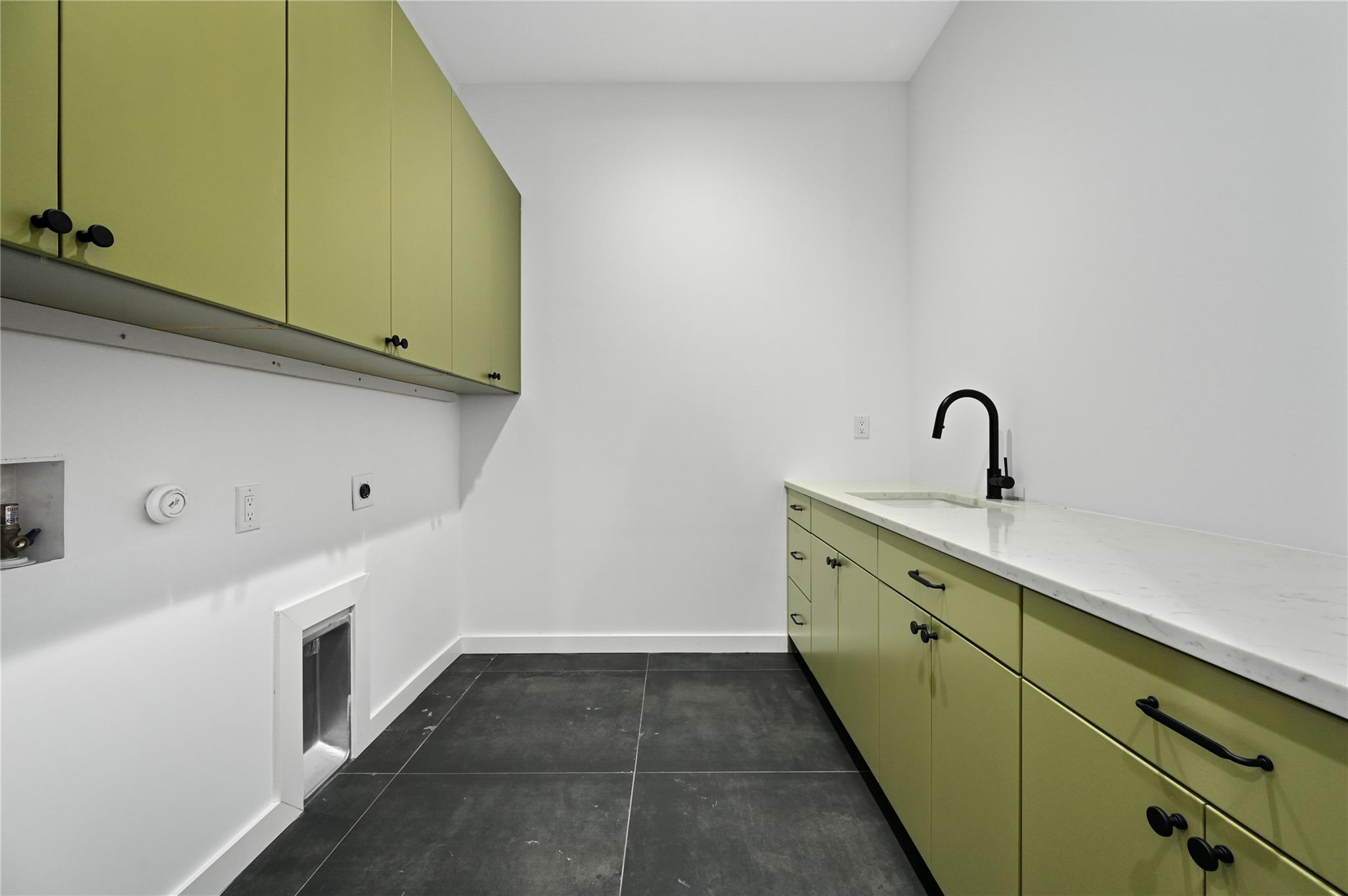 2635 Barton Hills Dr, Austin, TX 78704