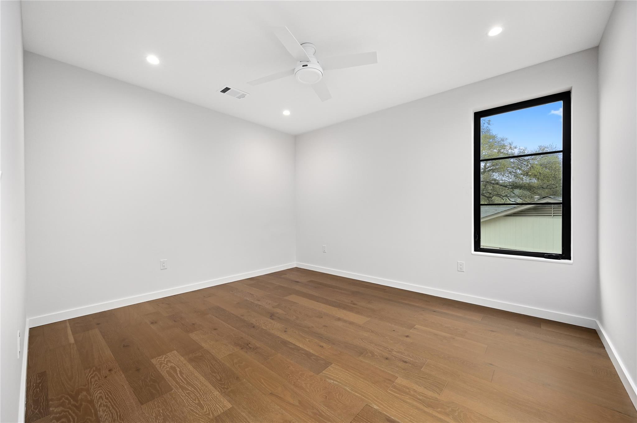 2635 Barton Hills Dr, Austin, TX 78704