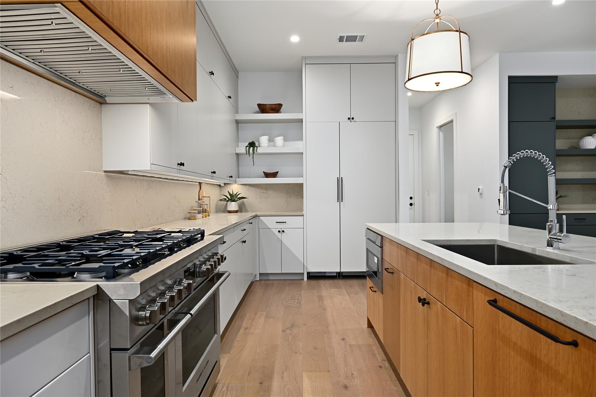 2635 Barton Hills Dr, Austin, TX 78704