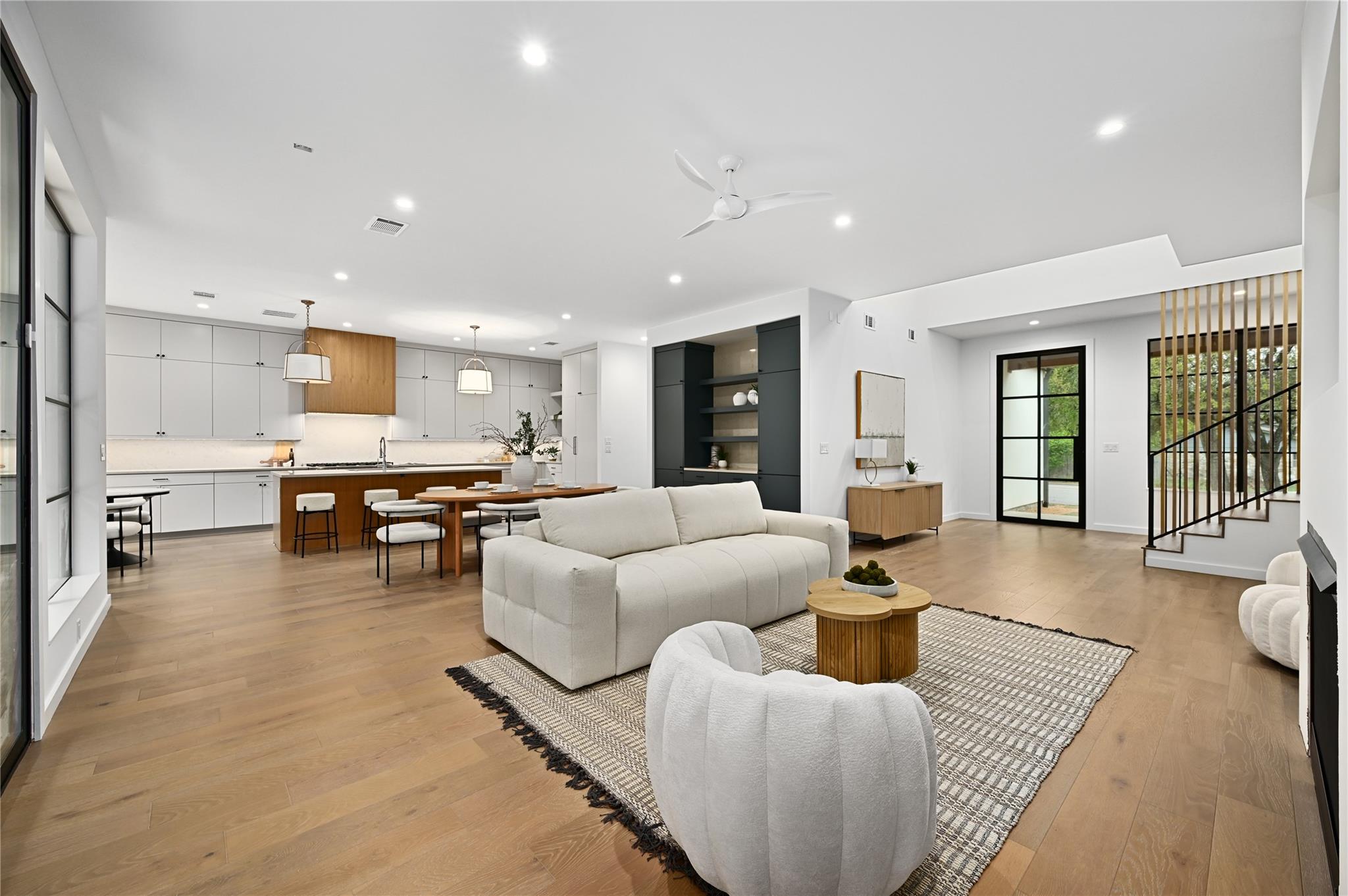 2635 Barton Hills Dr, Austin, TX 78704