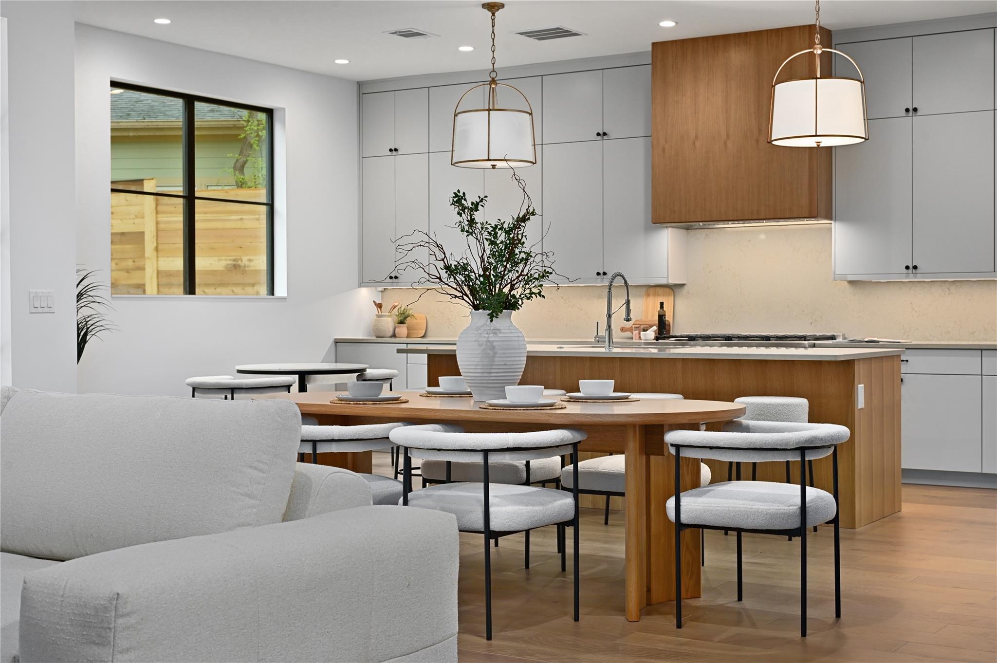 2635 Barton Hills Dr, Austin, TX 78704