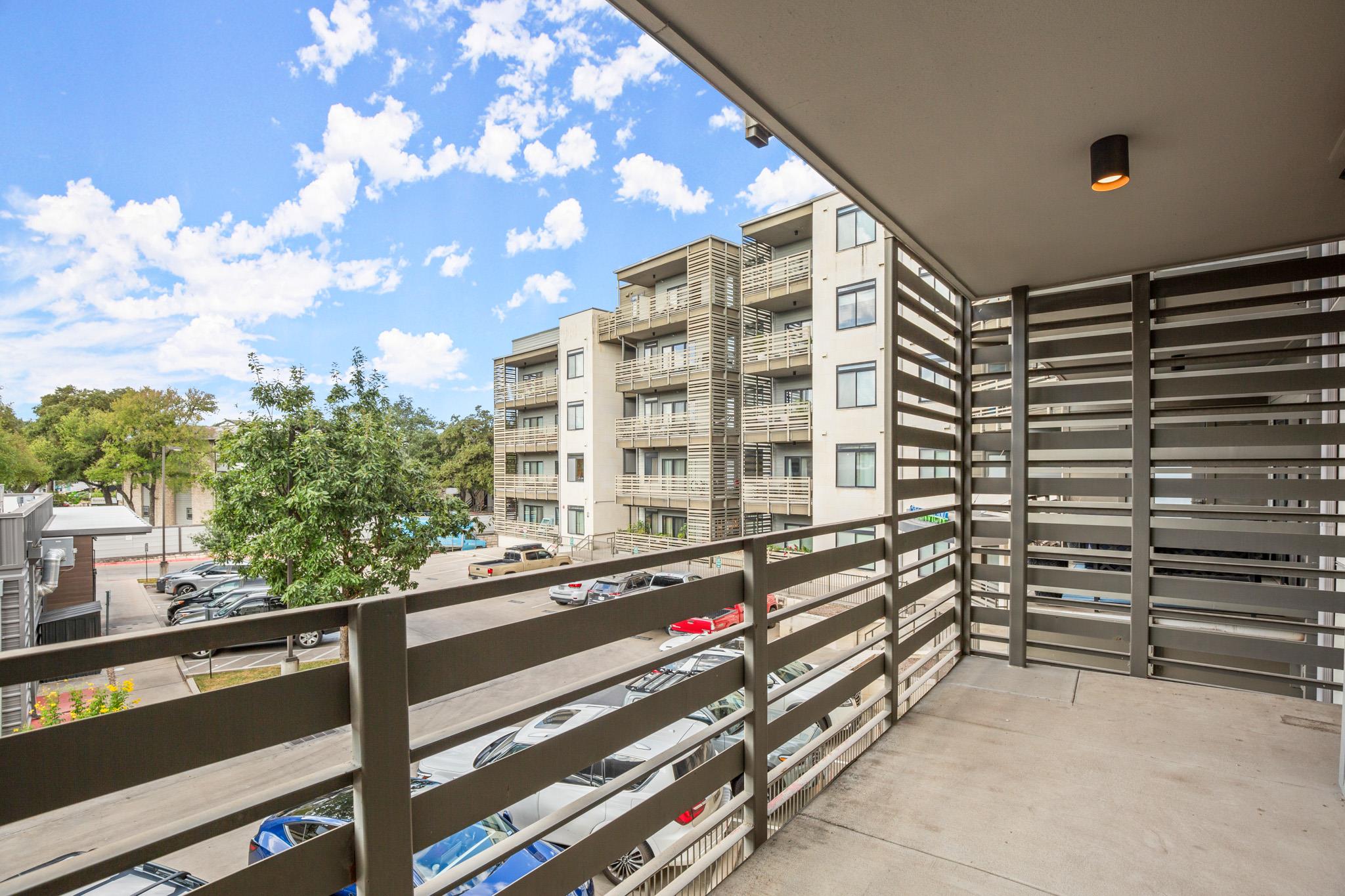 3600 S LAMAR Blvd # 214, Austin, TX 78704