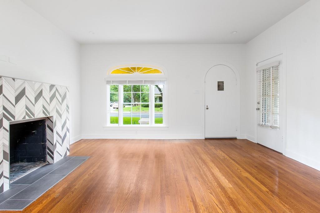 2108 Robinhood Trl, Austin, TX 78703