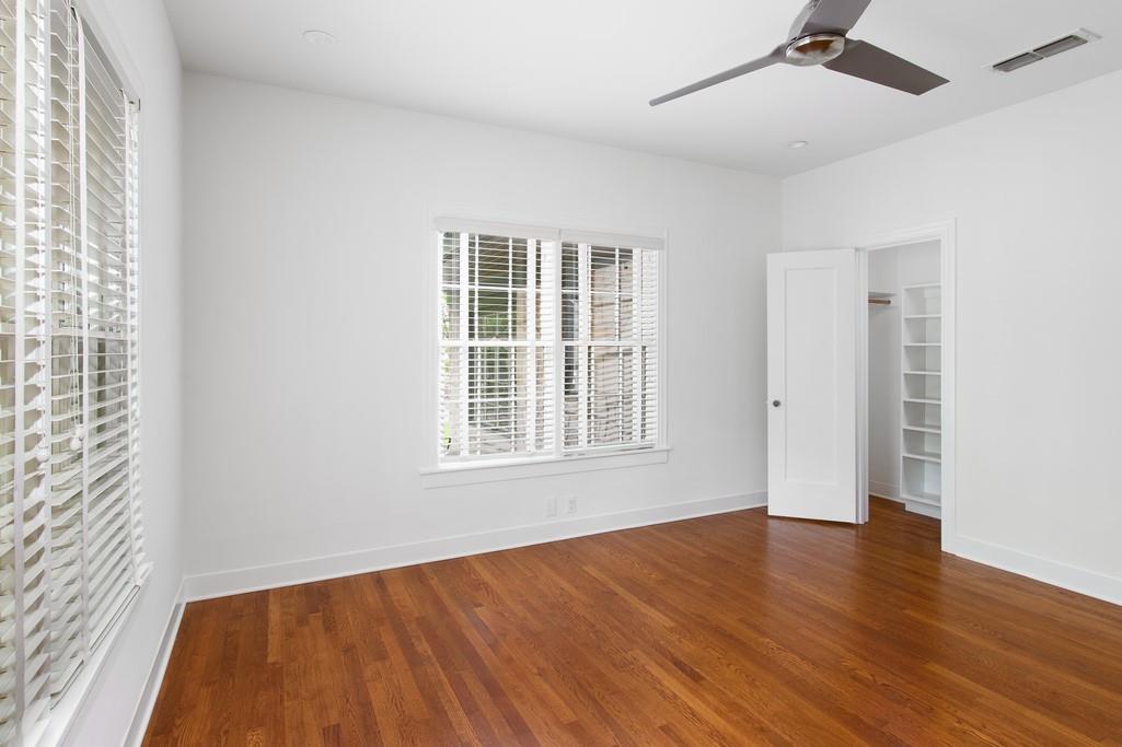 2108 Robinhood Trl, Austin, TX 78703