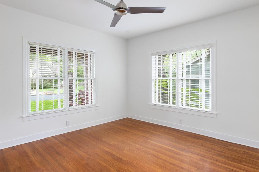 2108 Robinhood Trl, Austin, TX 78703