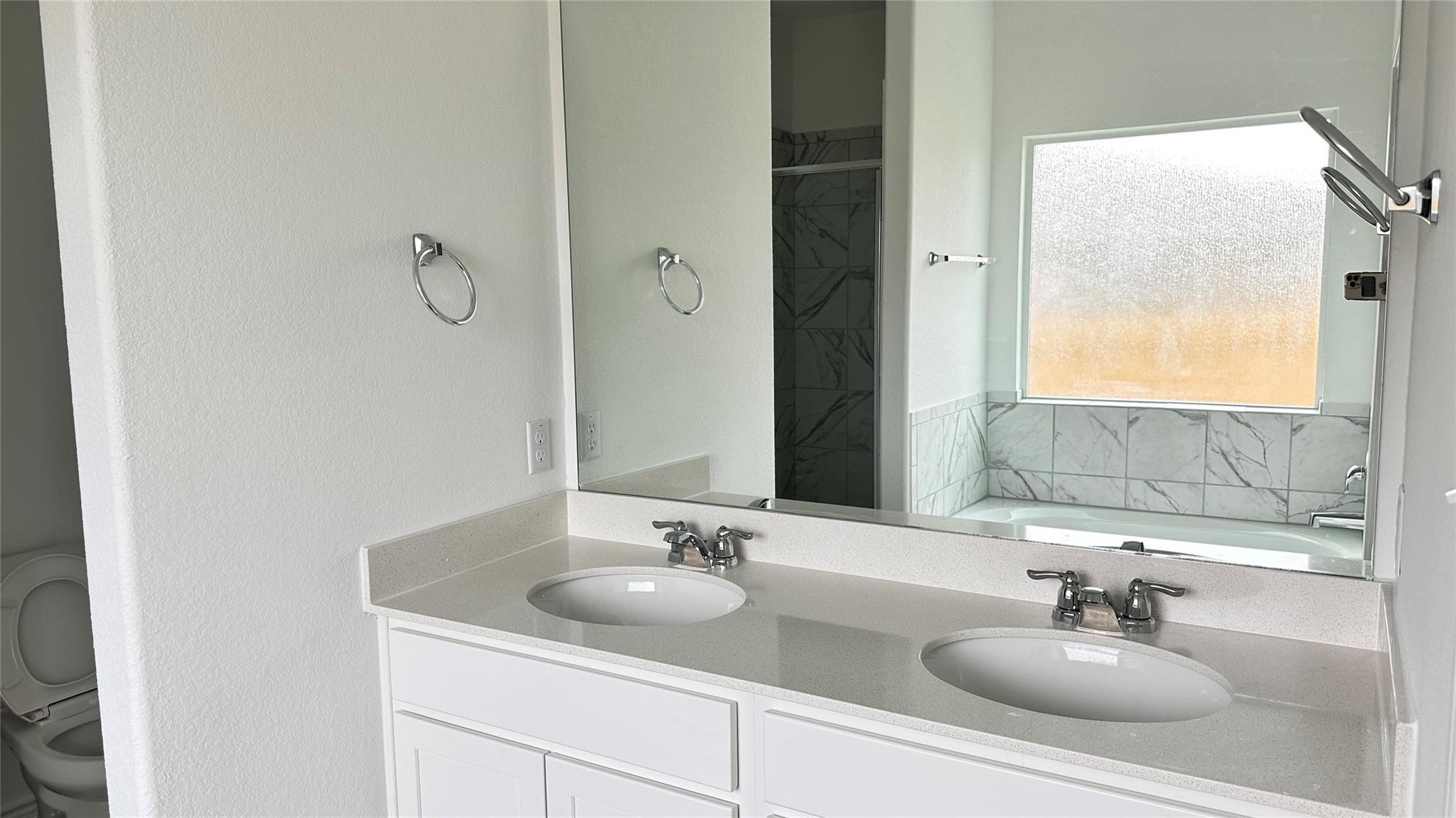 113 Allegro Dr, Hutto, TX 78634