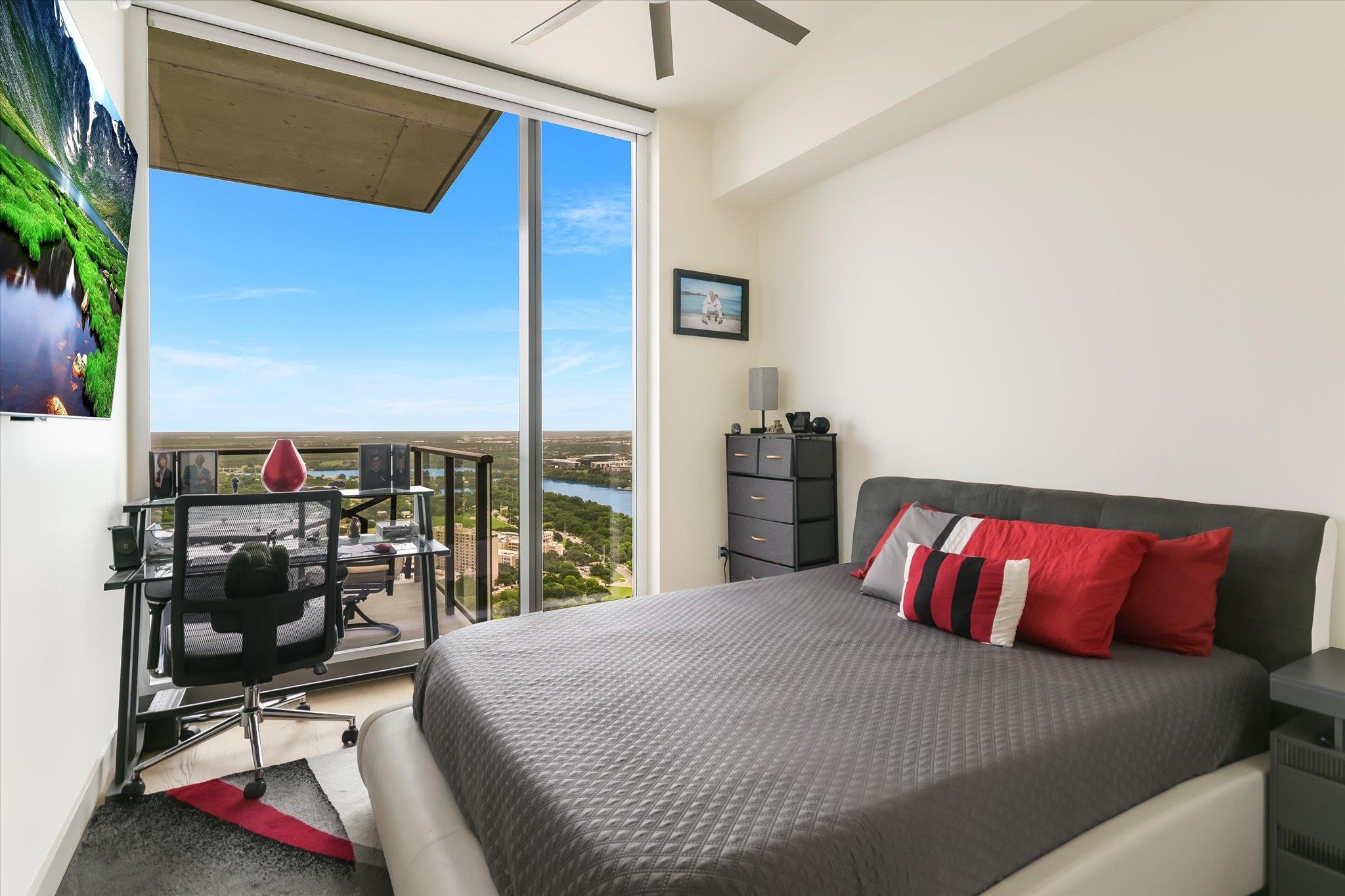 44 East Ave # 3905, Austin, TX 78701
